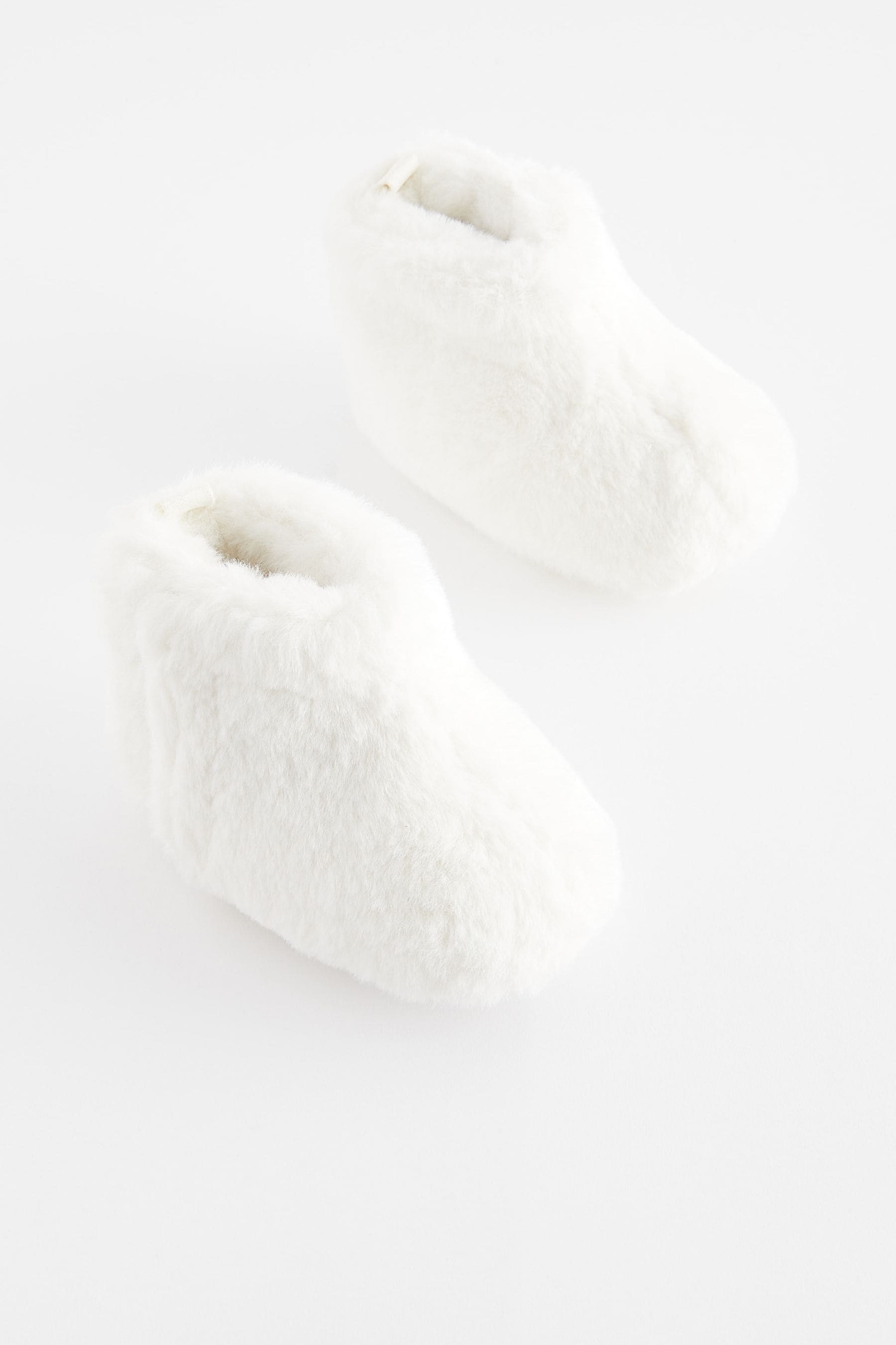 White Cosy Baby Boots (0-18mths)