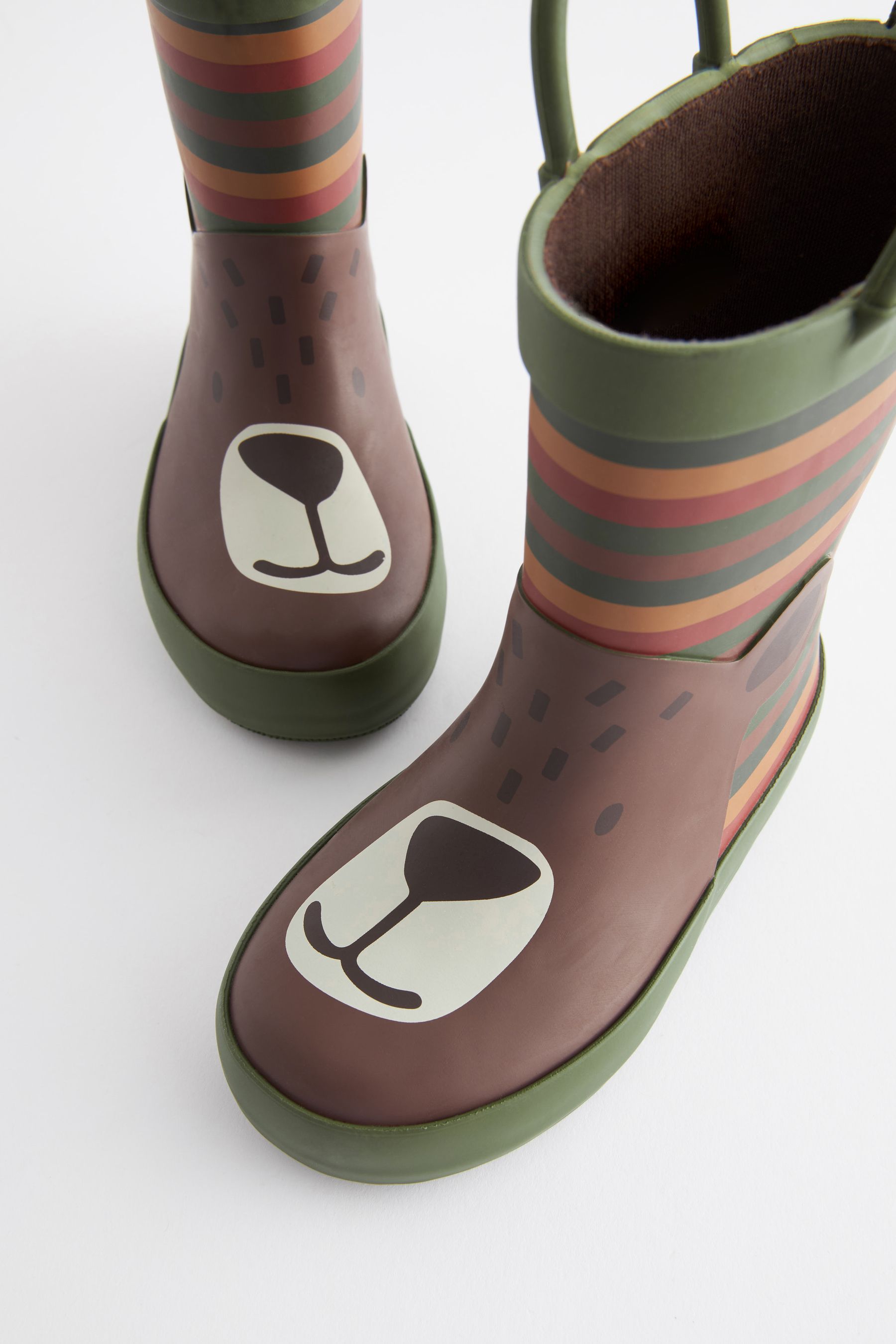 Brown Handle Wellies