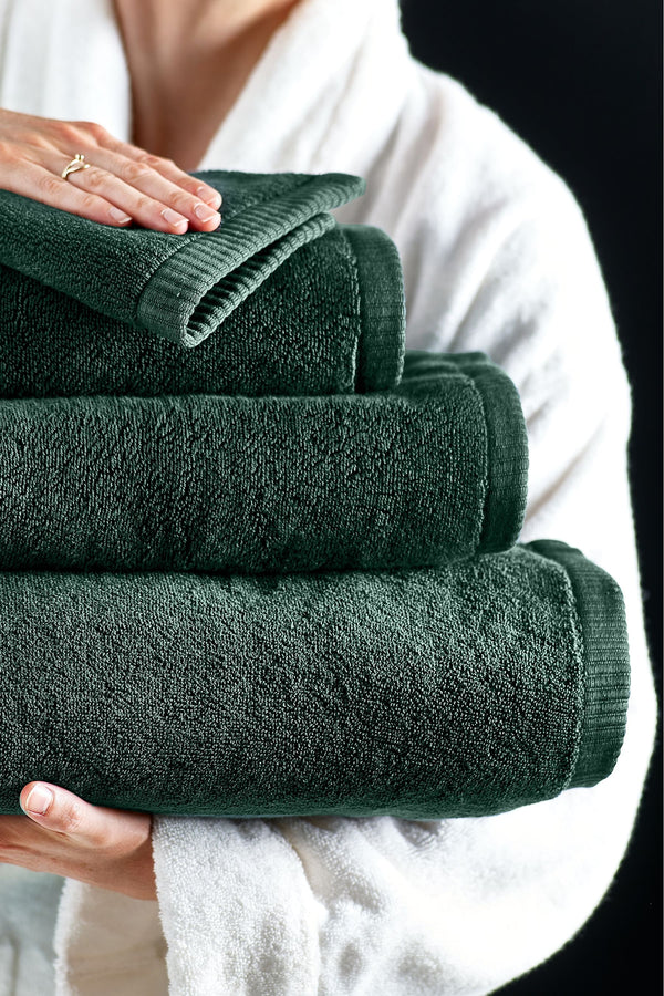 Green Luxury 100% Cotton Towel