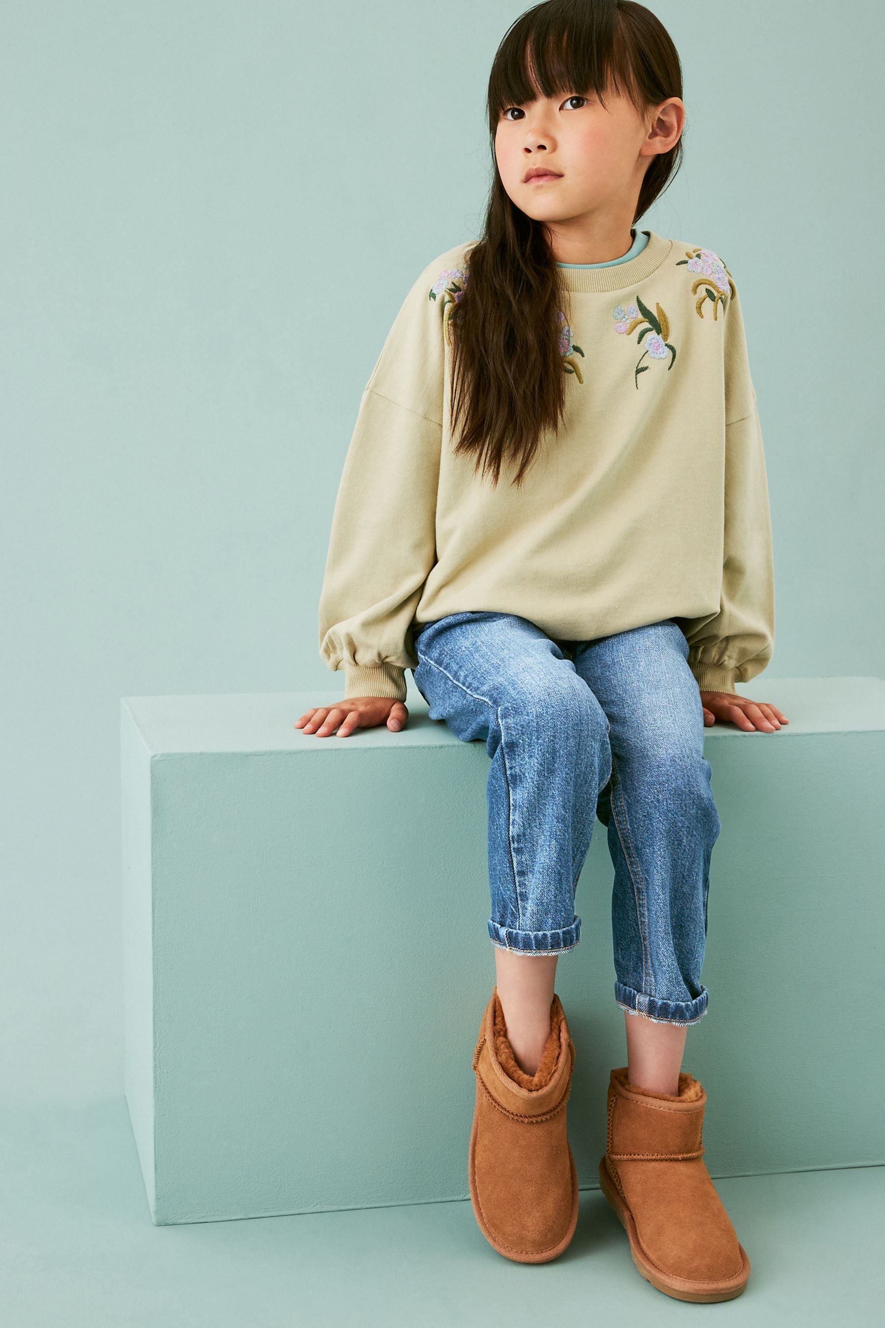 Green Embroidered Floral Sweatshirt (3-16yrs)