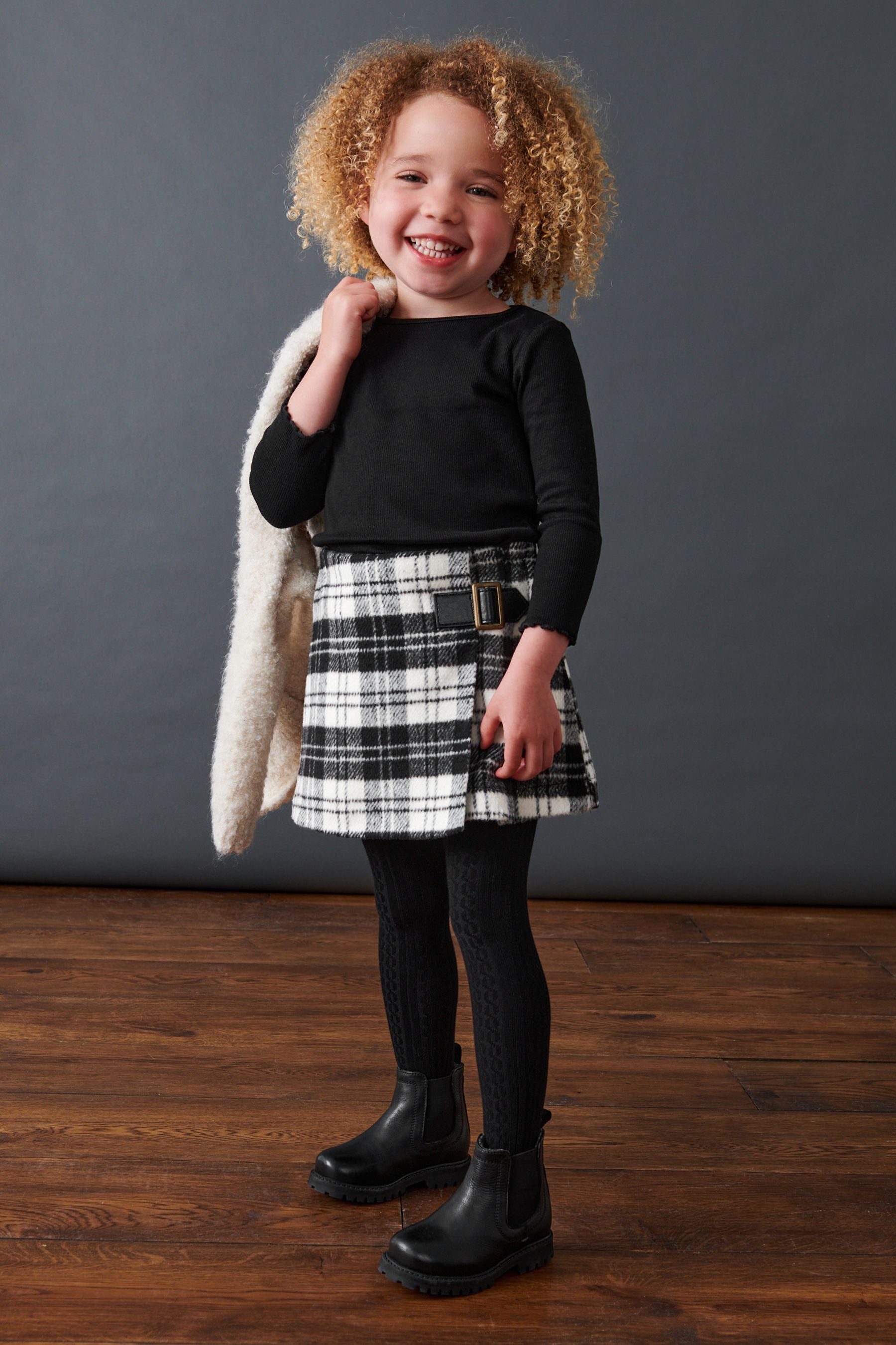 Black/White Kilt Skirt & Tights Set (3mths-10yrs)