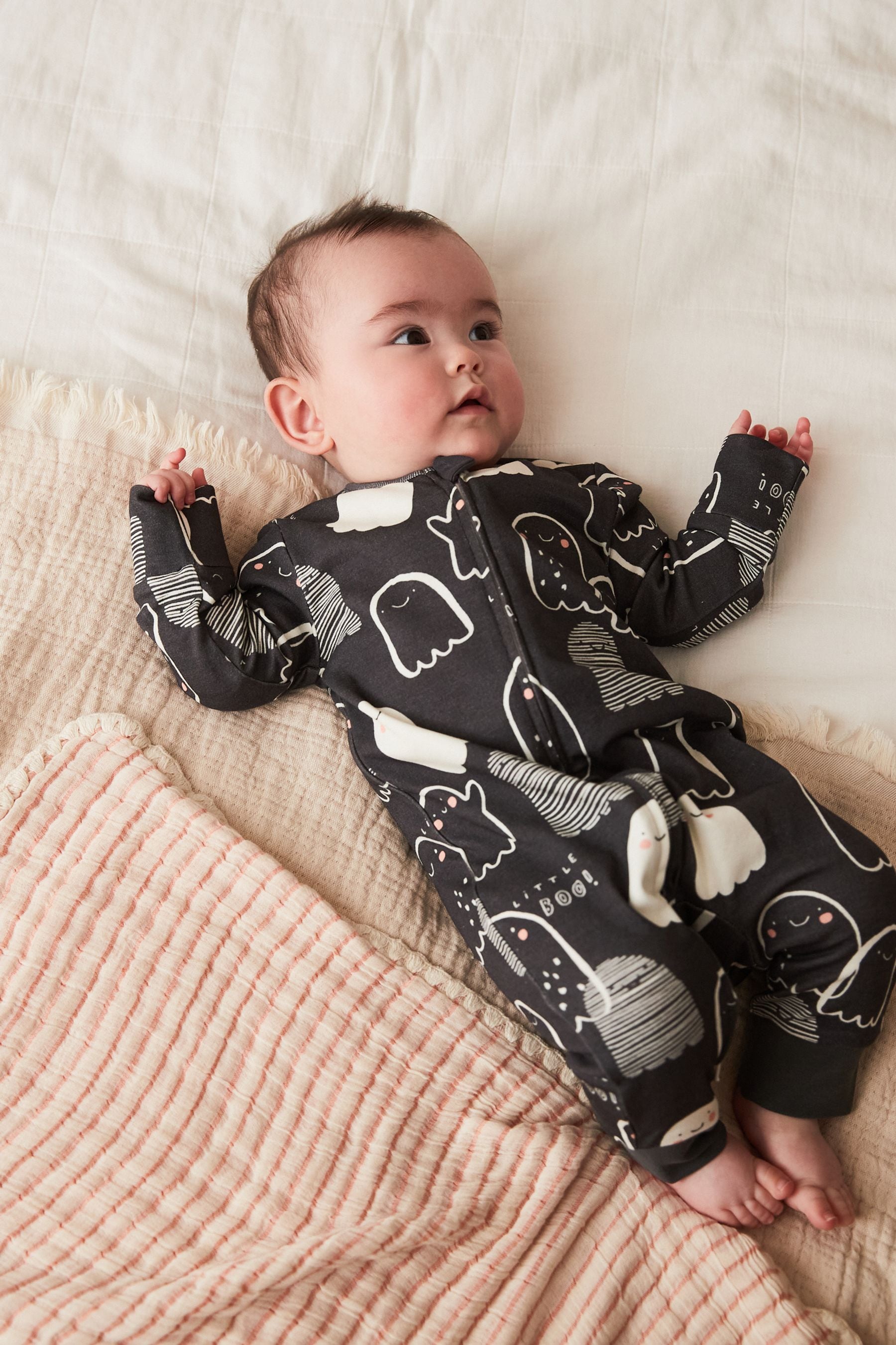 Black Glow in The Dark Halloween Footless Sleepsuit (0mths-3yrs)