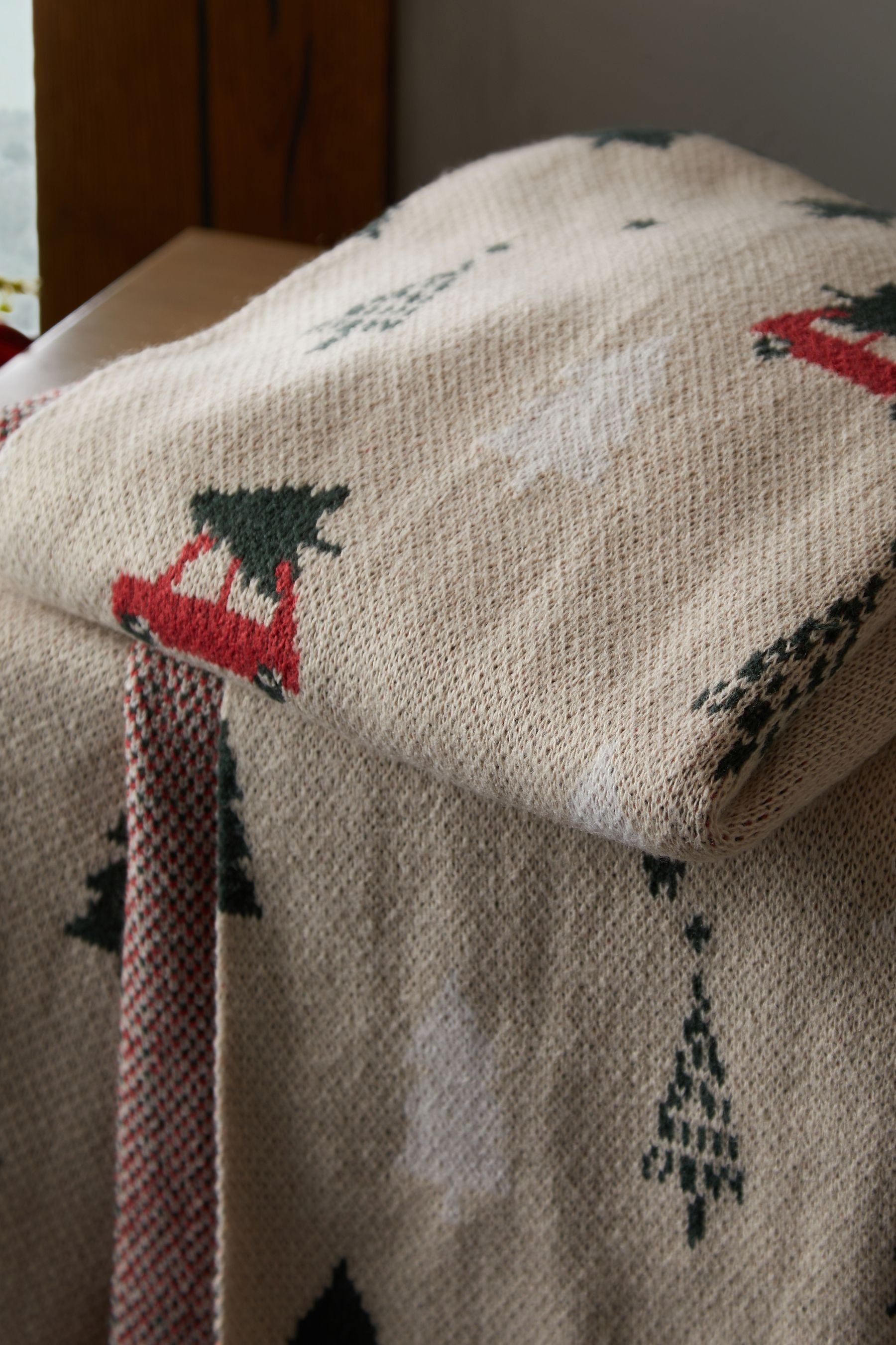 Natural Knitted Christmas Graphic Throw