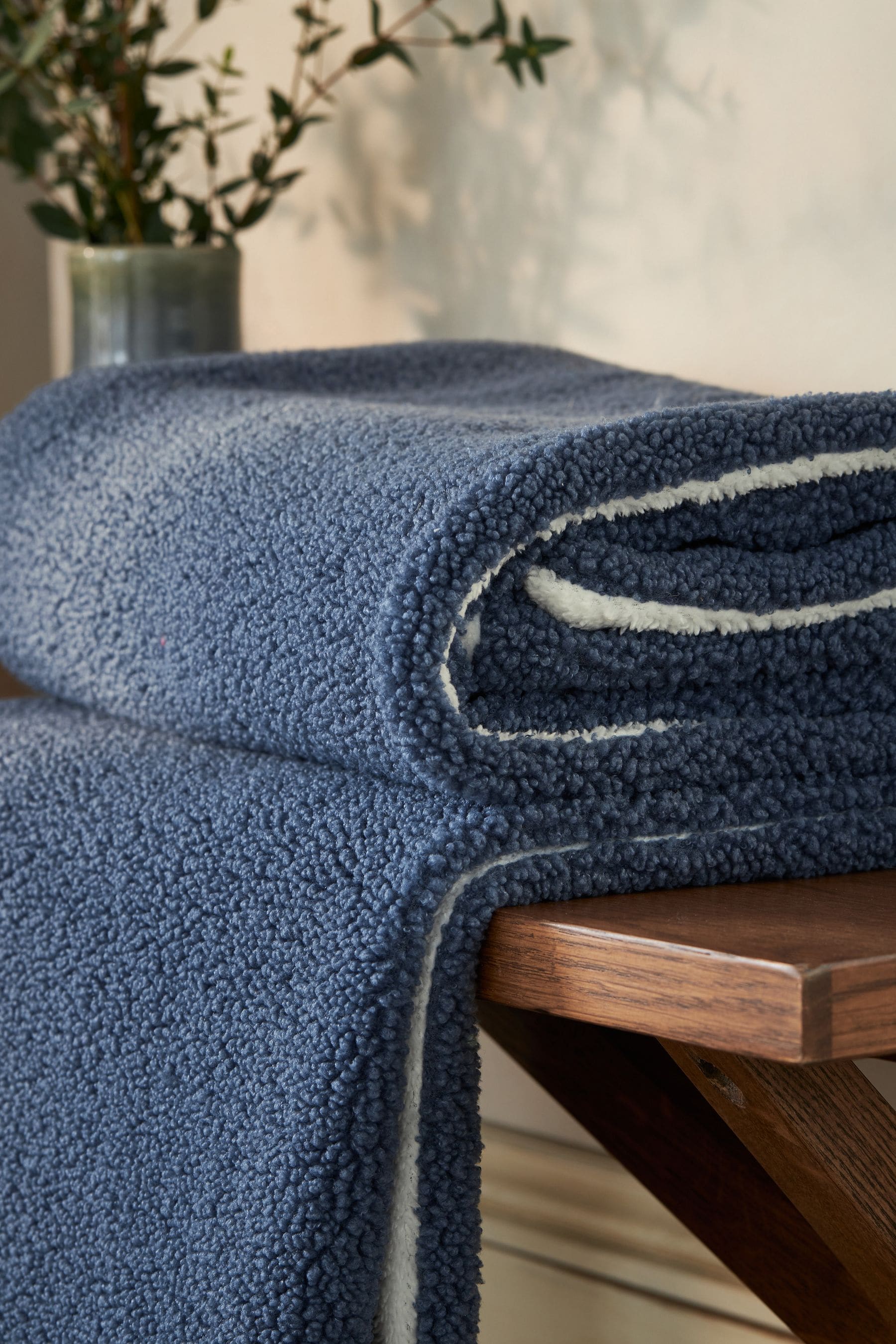 Blue Oslo Teddy Borg Fleece Throw