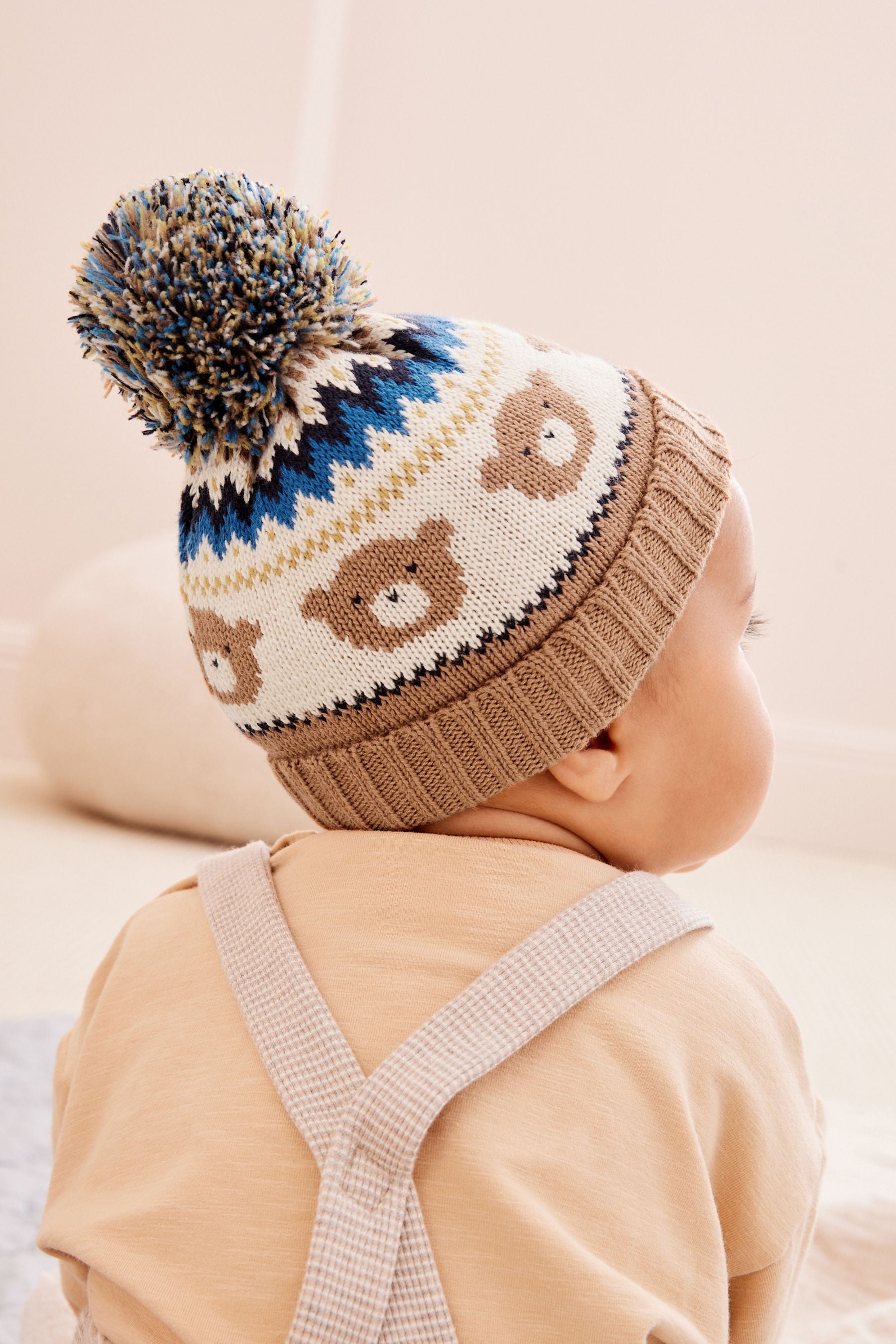 Tan/Ecru Baby Knitted Pom Hat (0mths-2yrs)