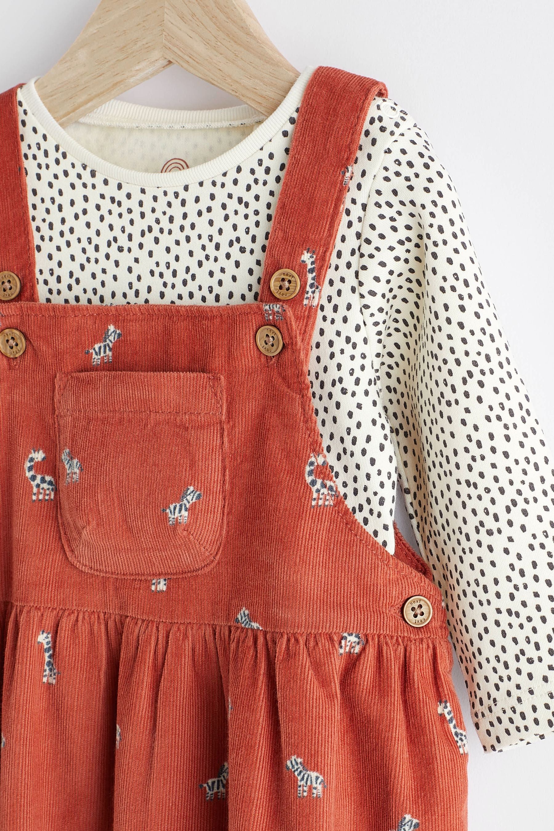 Rust Brown Baby 2pc Baby Dungaree & Bodysuit Set (0mths-2yrs)