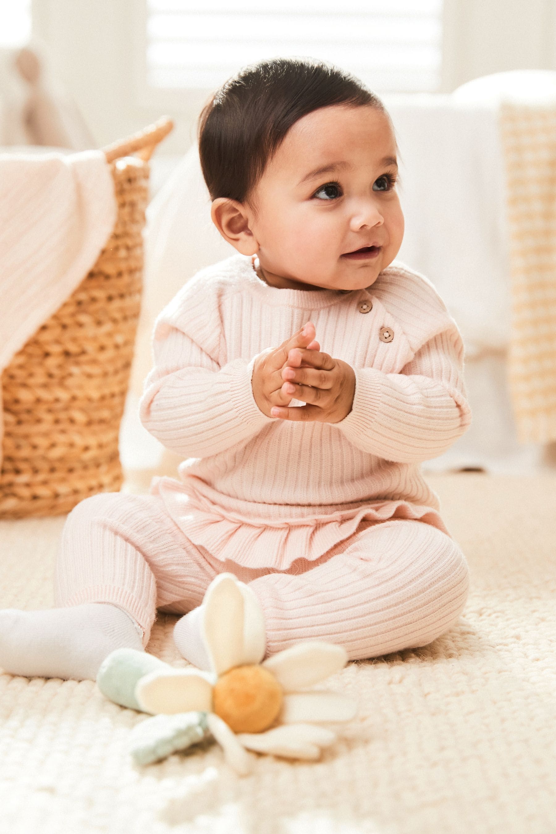 Pale Pink Knitted Baby 2 Piece Set (0mths-2yrs)