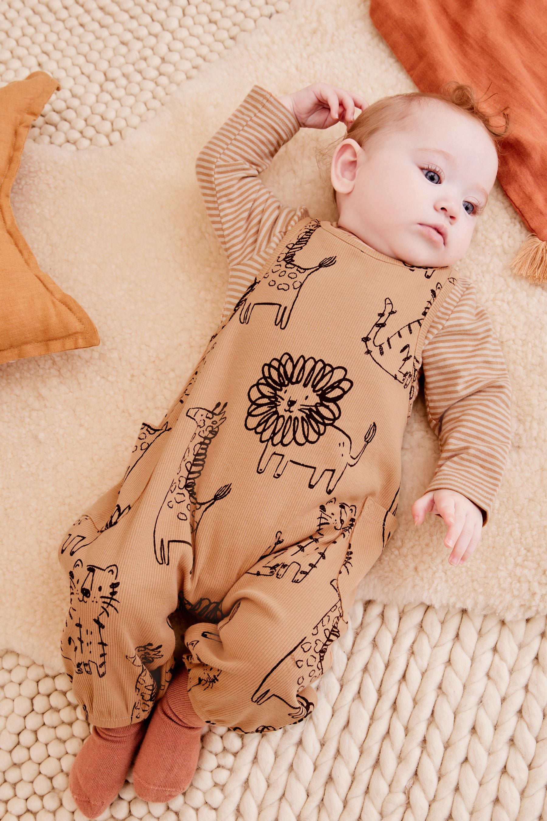 Rust Brown Safari Print Baby Dungarees And Bodysuit Set (0mths-3yrs)