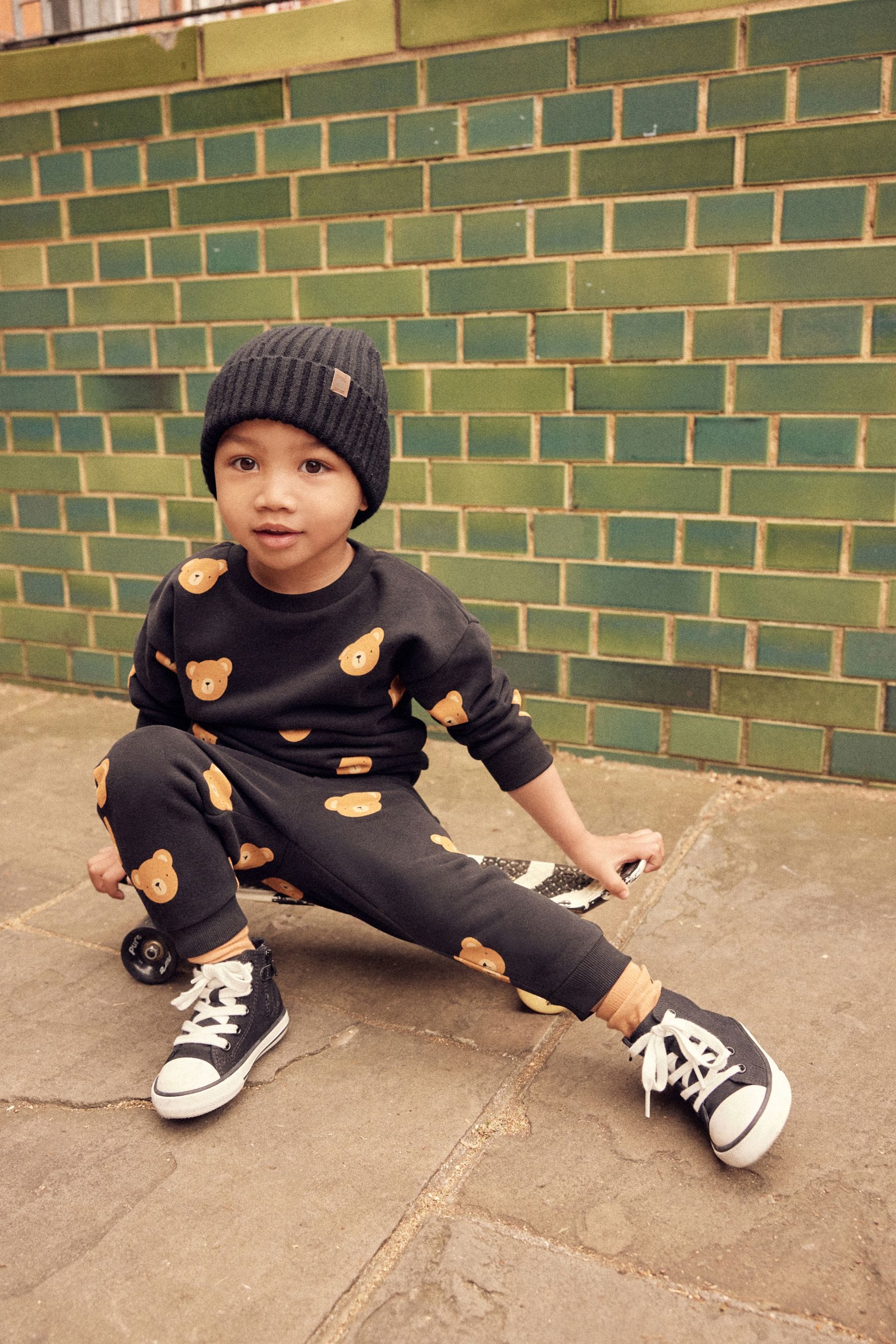 Black Bear All-Over Printed Oversized Sweatshirt and Joggers Set (3mths-7yrs)