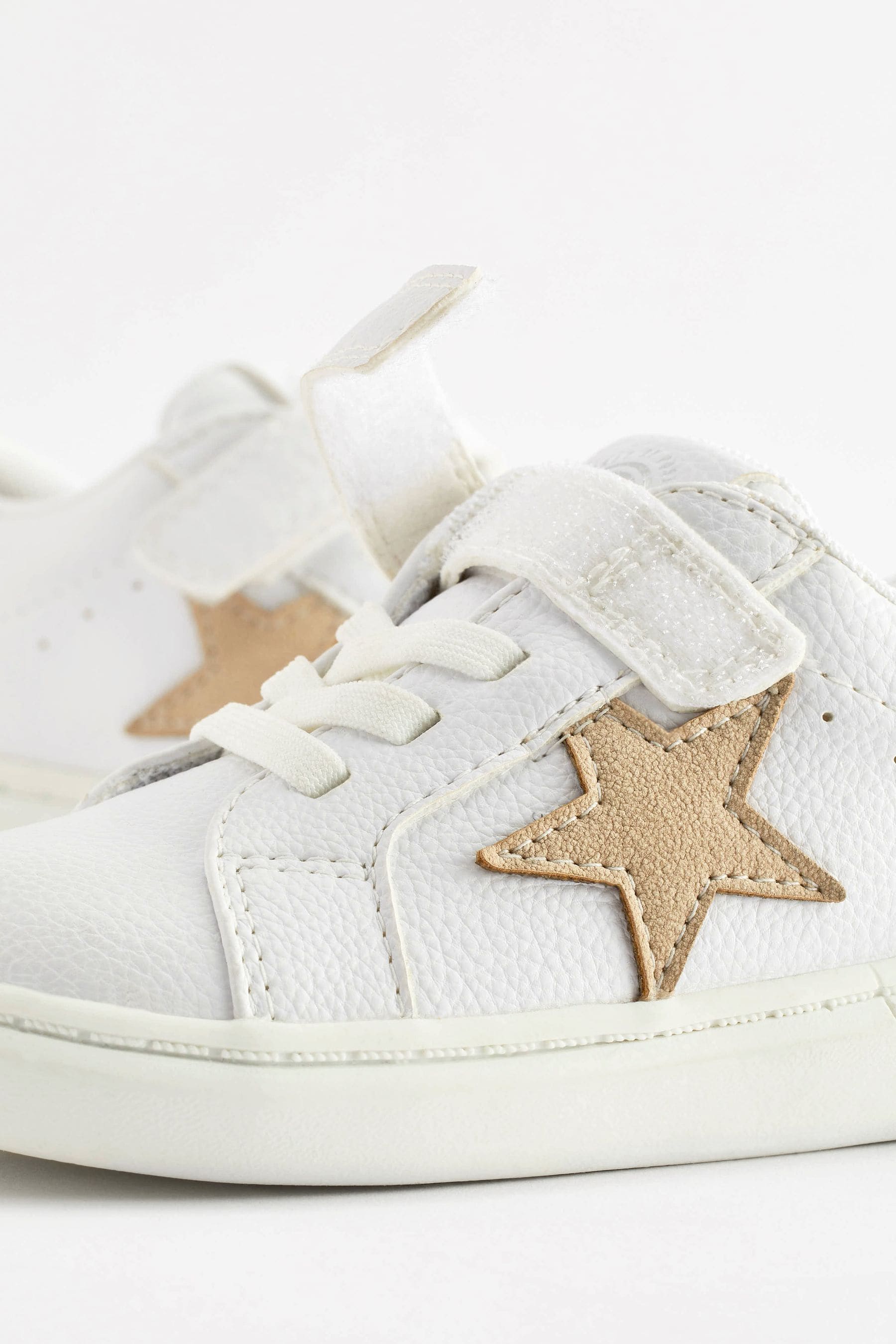 White Elastic Lace Star Trainers