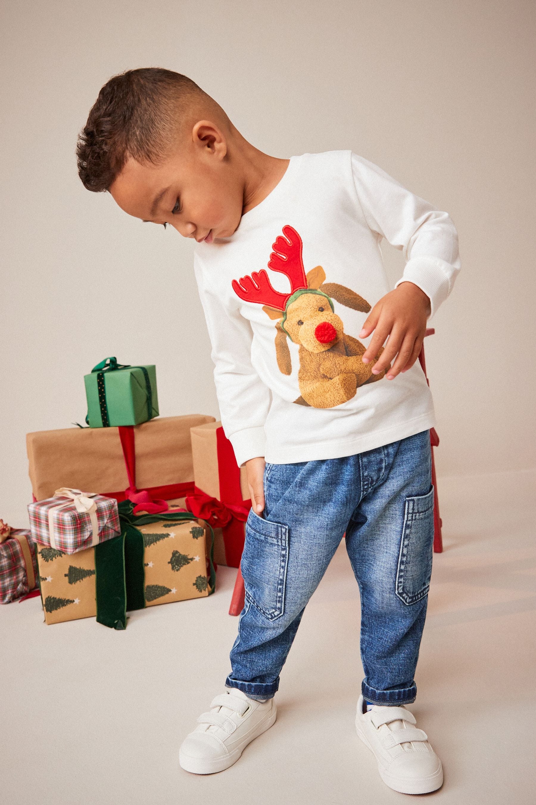 White Reindeer Long Sleeve Christmas T-Shirt (3mths-7yrs)