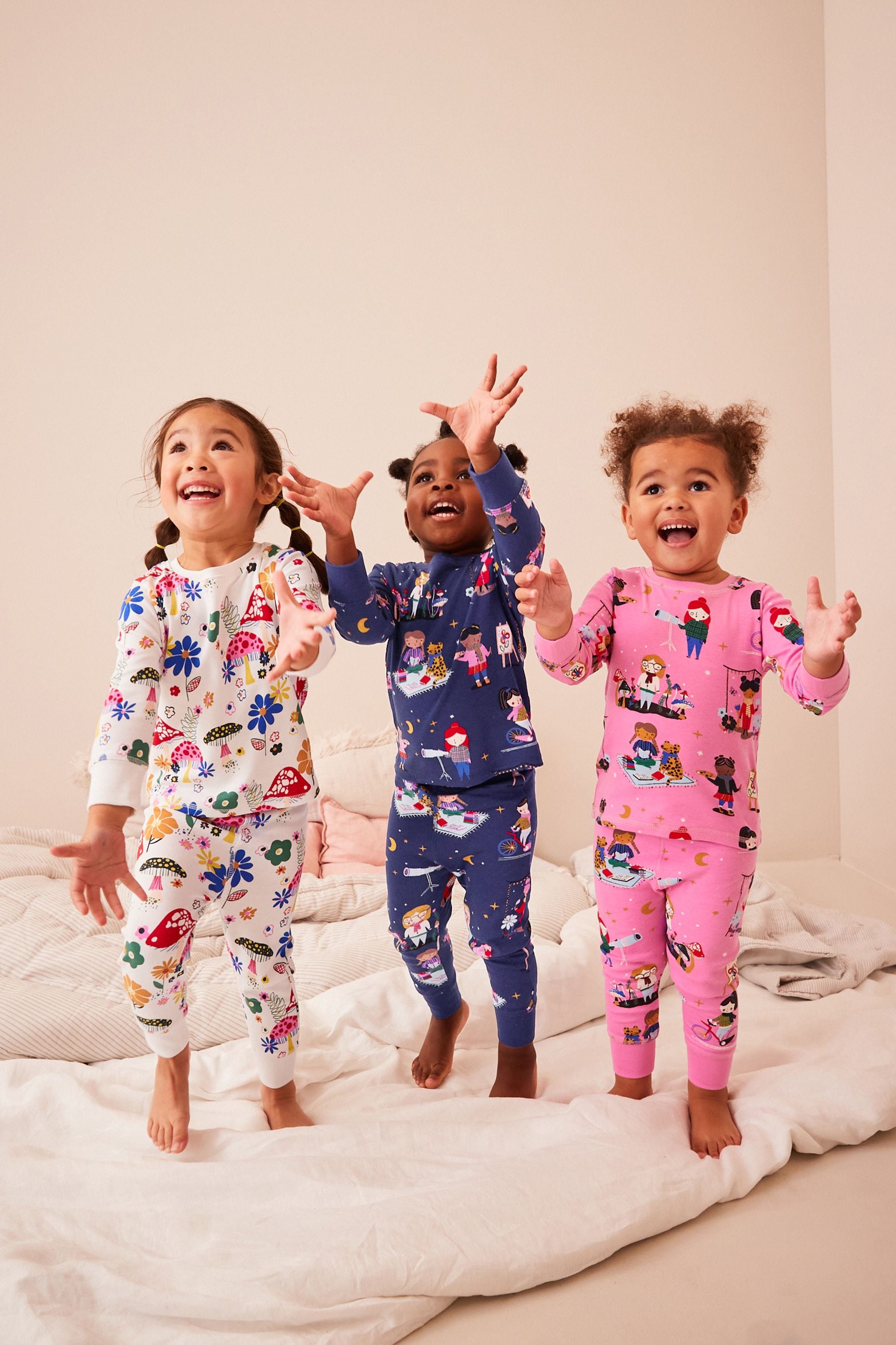 Multi Girl Print 3 Pack Long Sleeve Printed Pyjamas (9mths-8yrs)