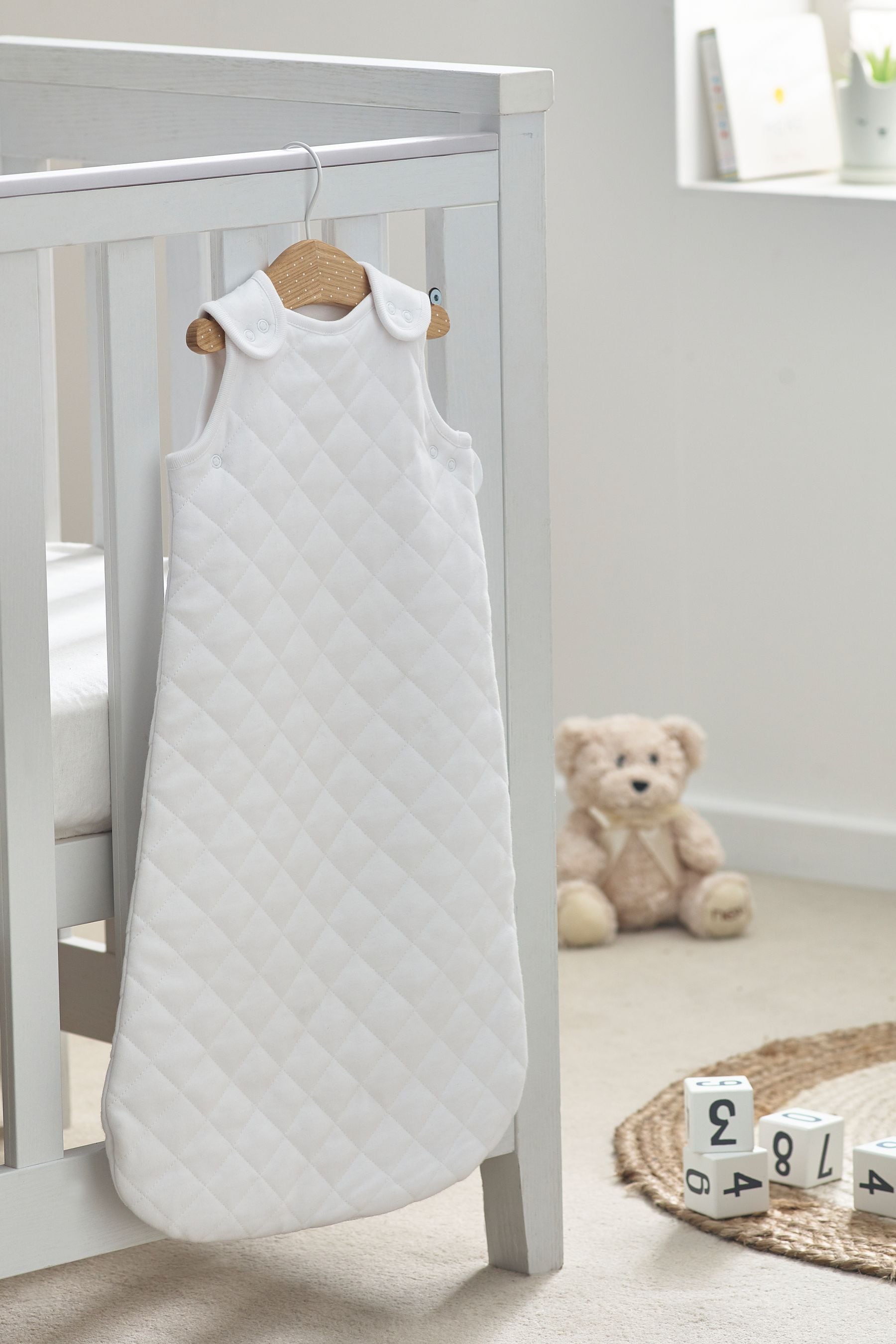 White Quilted 2.5 Tog Baby 100% Cotton Sleep Bag