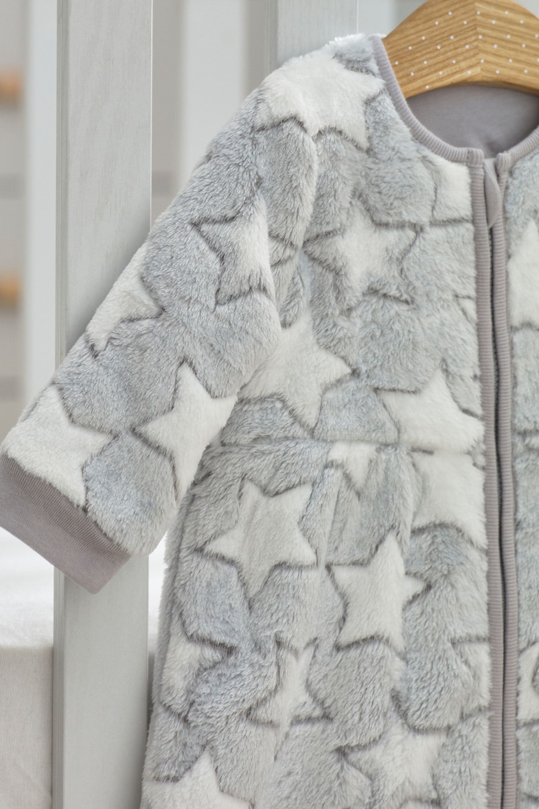 Grey Stars 2.5 Tog Fleece Supersoft Baby Sleep Bag