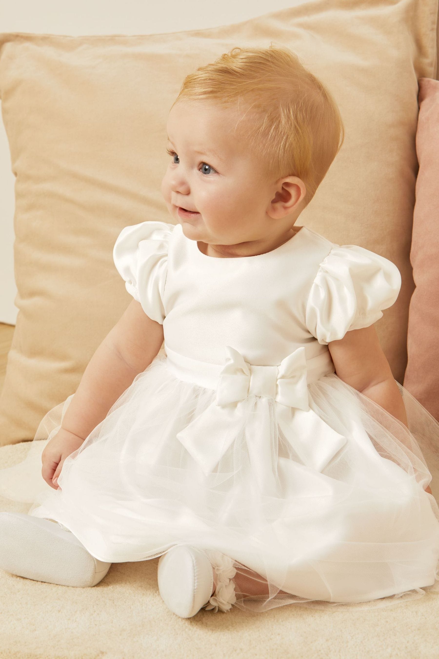 Ivory Lipsy Baby Puff Sleeve Occasion Dress