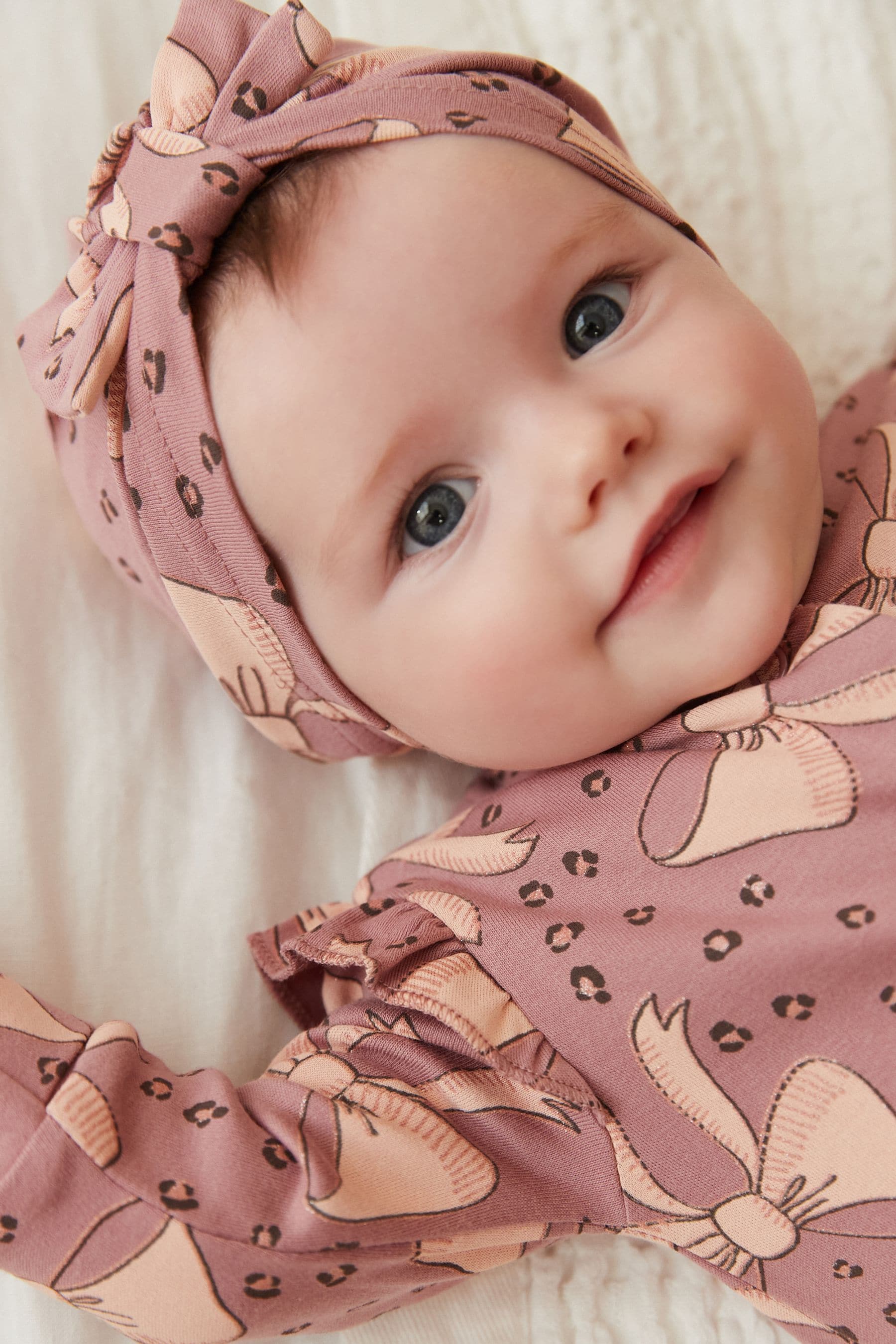 Grey/Pink Bow Baby Sleepsuit and Turban 4 Piece Set (0mths-2yrs)