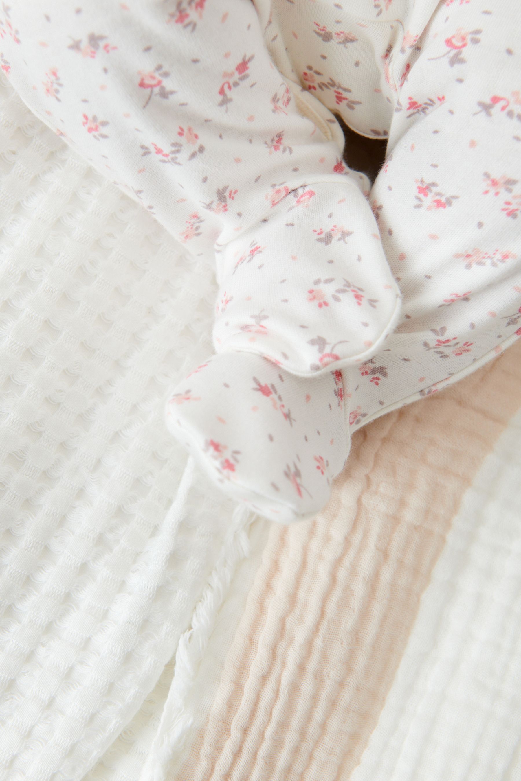 Cream/Pink Floral Baby Smart Single Sleepsuit (0-2yrs)