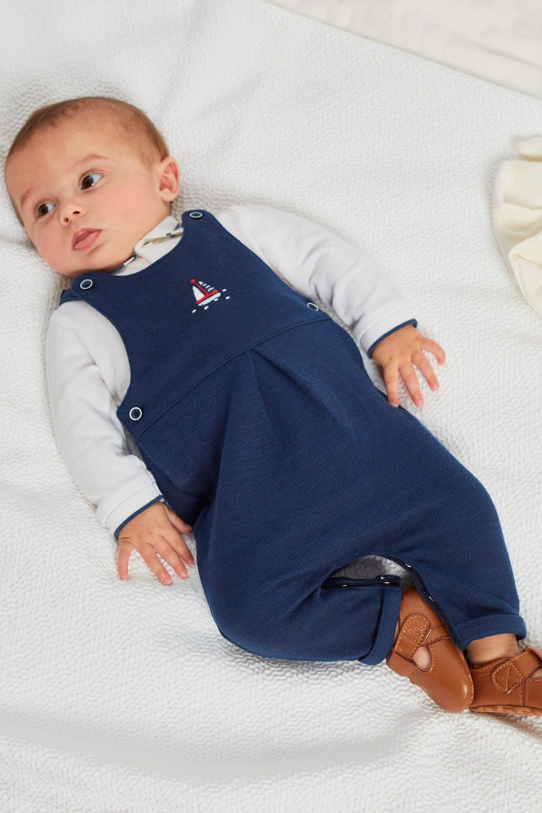 Navy Blue Smart Boat Baby Dungaree And Bodysuit Set (0mths-3yrs)