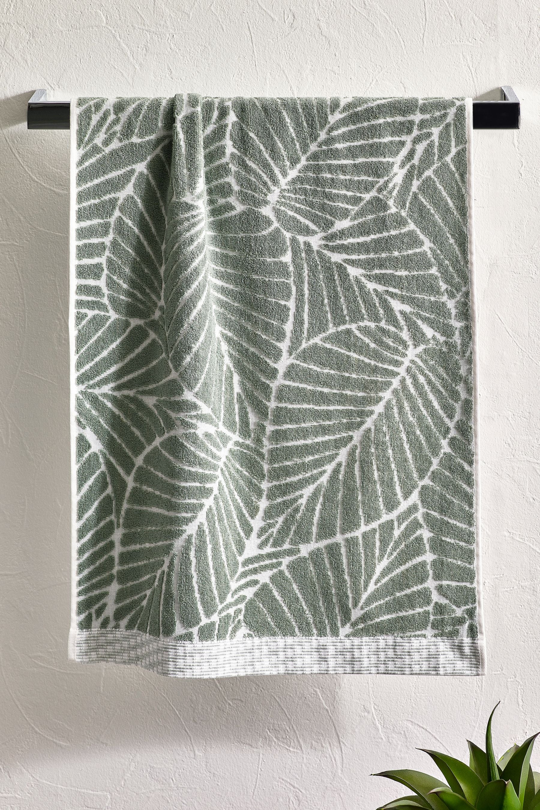 Green Leaf Towel 100% Cotton