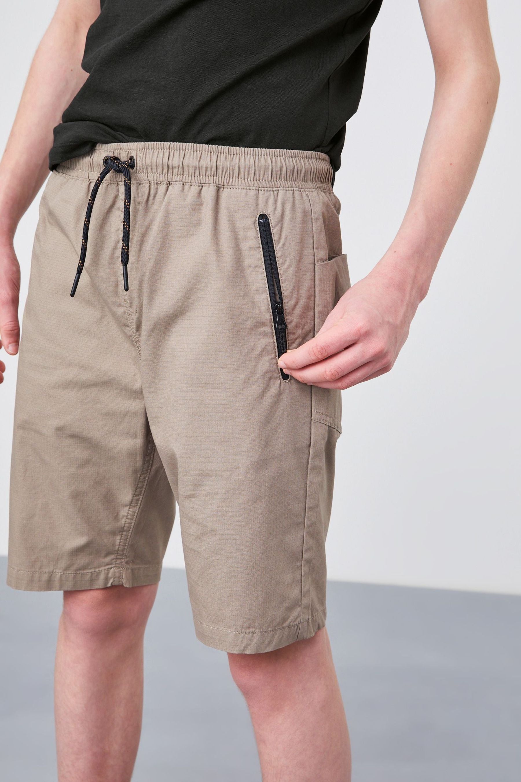 Neutral Pull On Utility Shorts (3-16yrs)