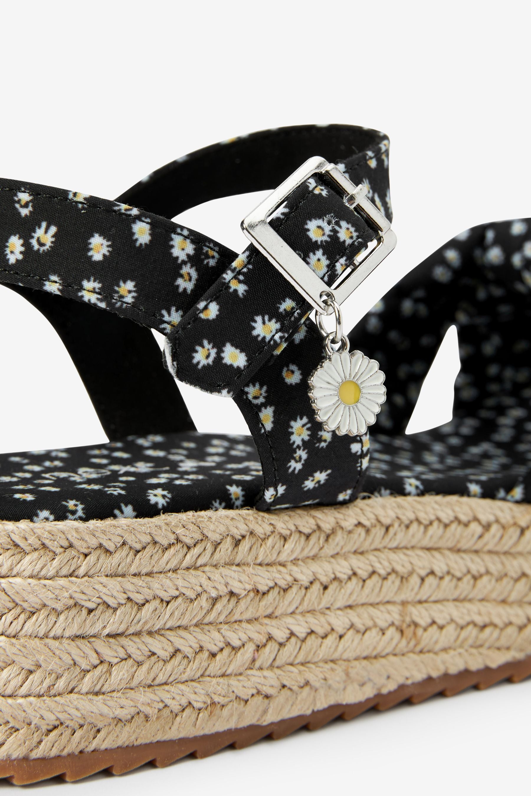 Black/White Daisy Print Wedge Sandals