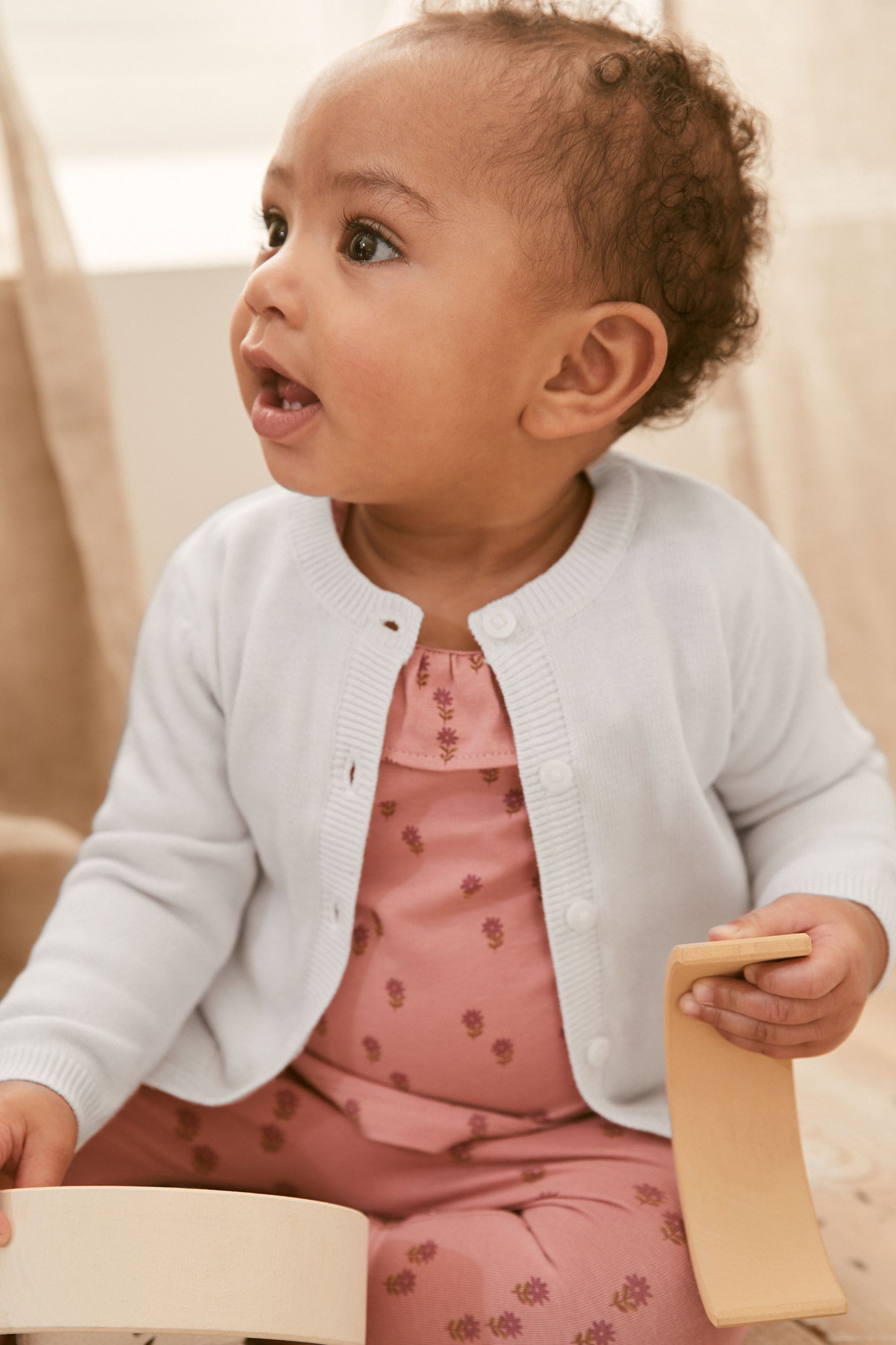 White Light Knit Baby Cardigan (0mths-2yrs)