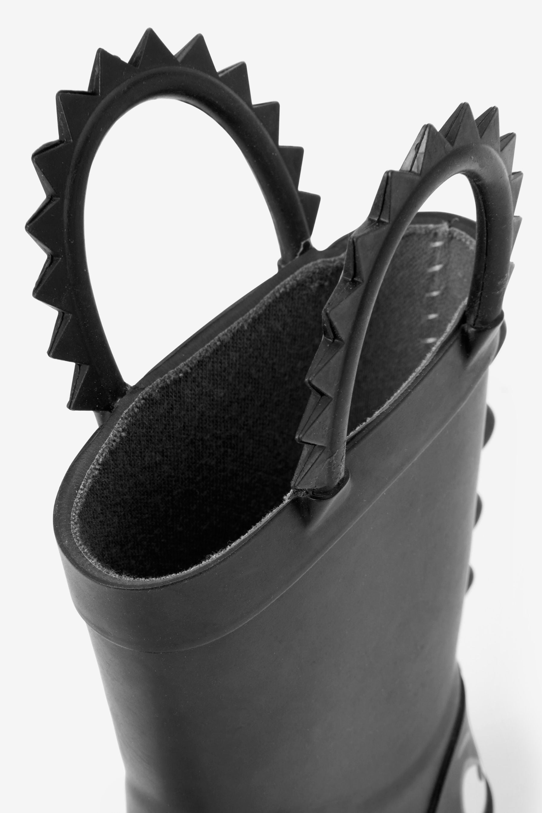 Black Spike Eyes Wellies With Pull-on Handles