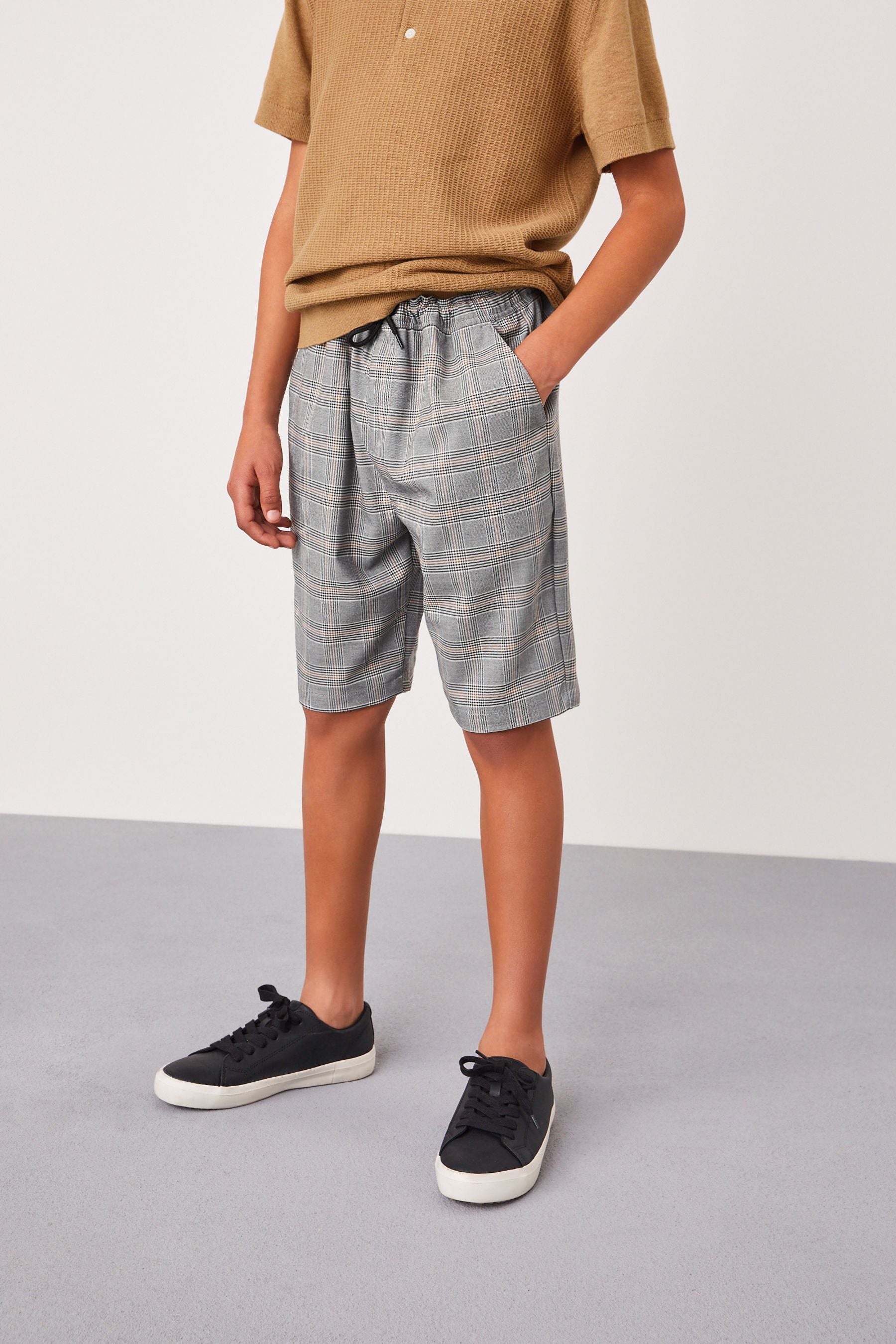 Neutral Check Pull-On Shorts (3-16yrs)