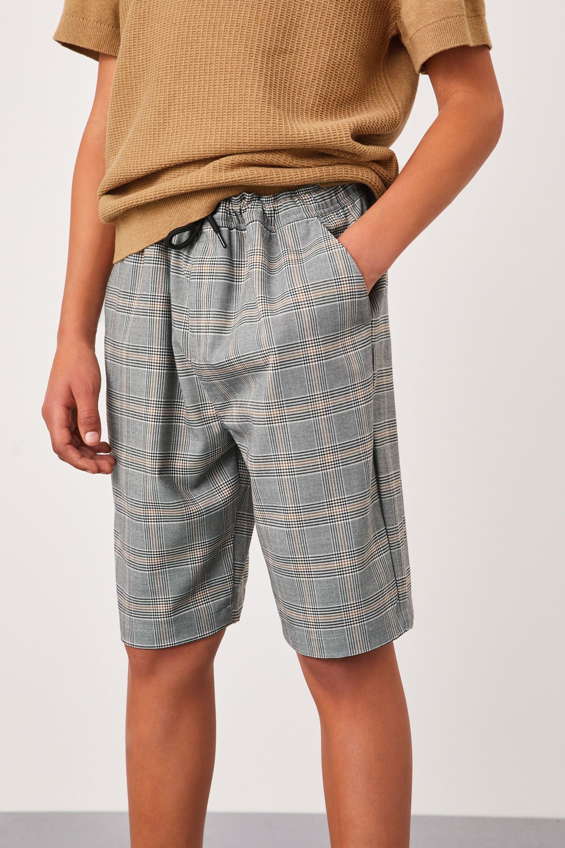 Neutral Check Pull-On Shorts (3-16yrs)