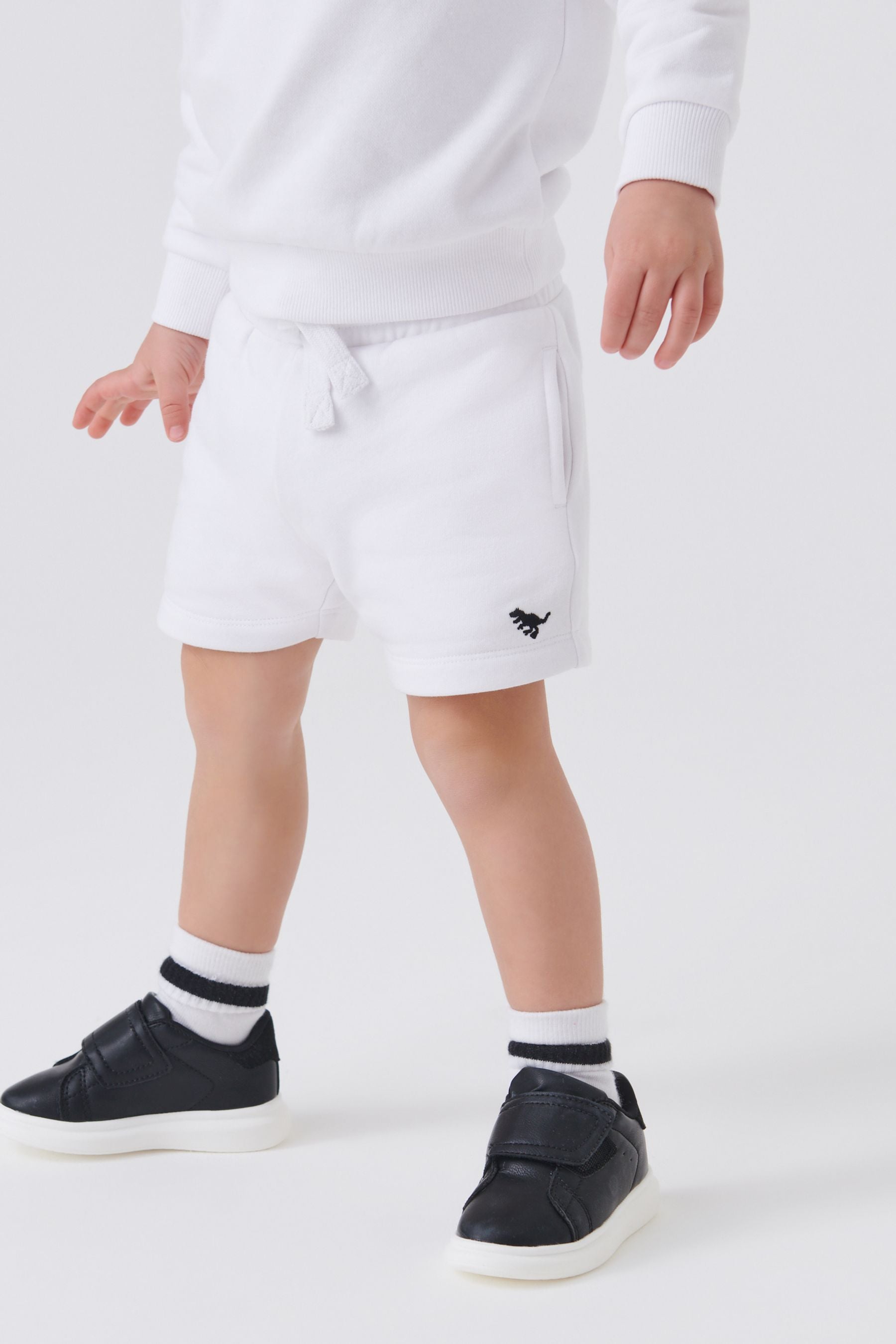 White Crew And Shorts Set (3mths-7yrs)