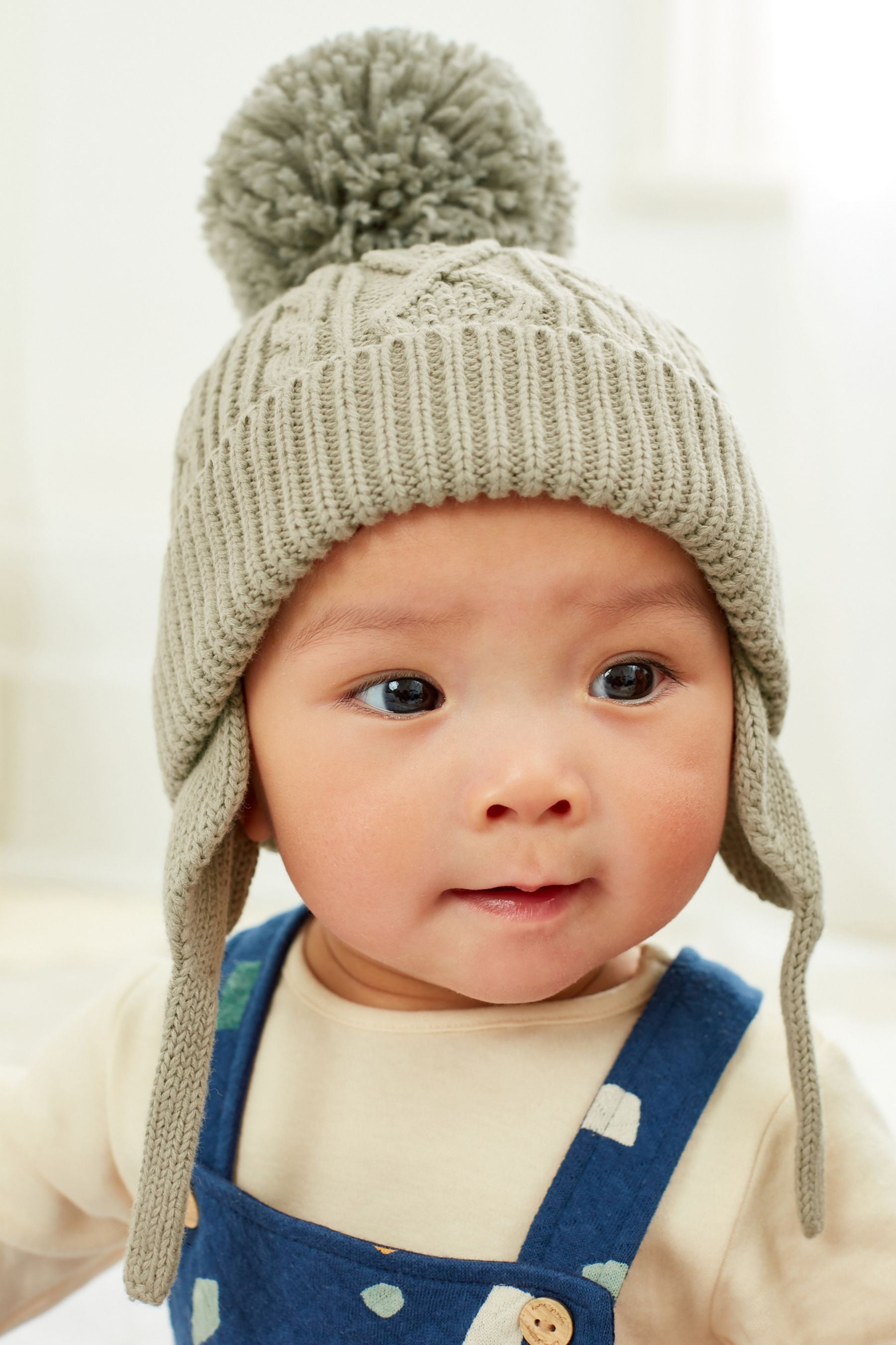 Sage Green Baby Knitted Pom Hat (0mths-2yrs)