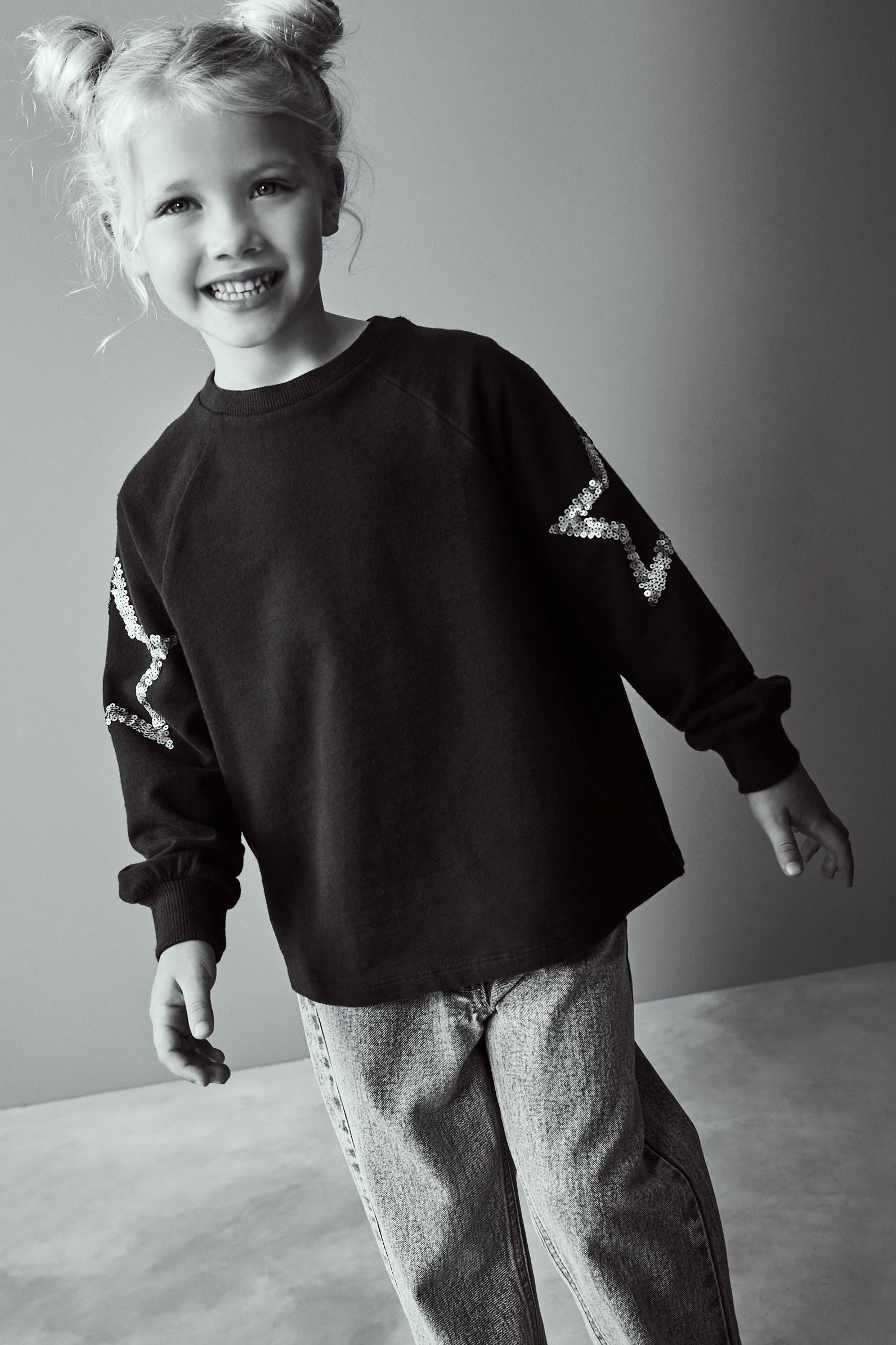 Black Star Shape Sequin Long Sleeve T-Shirt (3-16yrs)