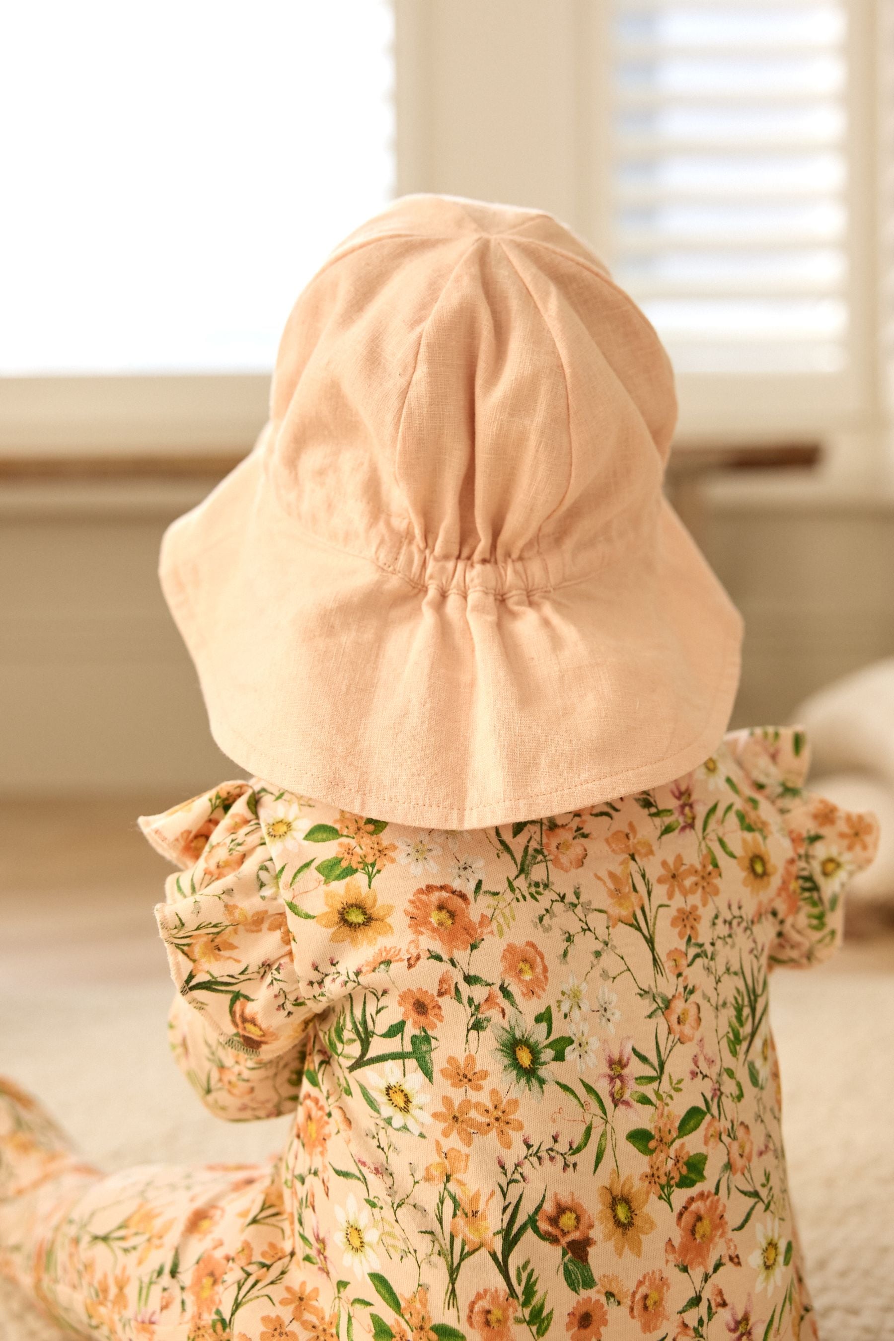 Apricot Pink Wide Brim Baby Hat (0mths-2yrs)