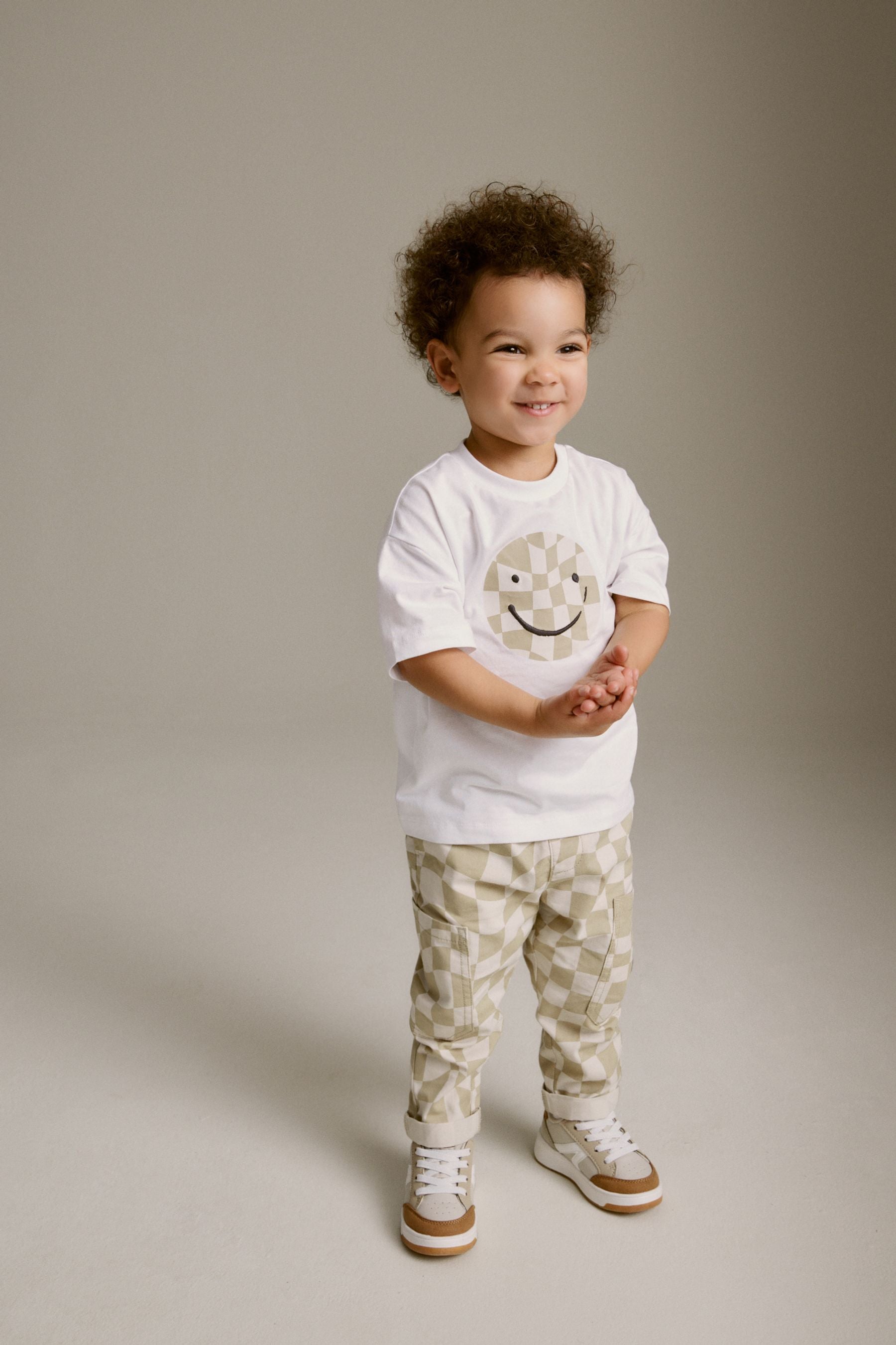 Neutral Checkerboard Side Pocket Trousers and T-Shirt Set (3mths-7yrs)