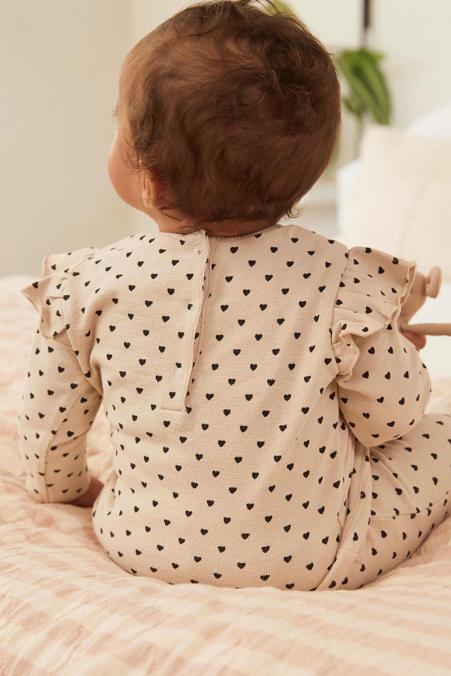 Cream Baby Crinkle Fabric Frill Sleeve Top And Leggings Set