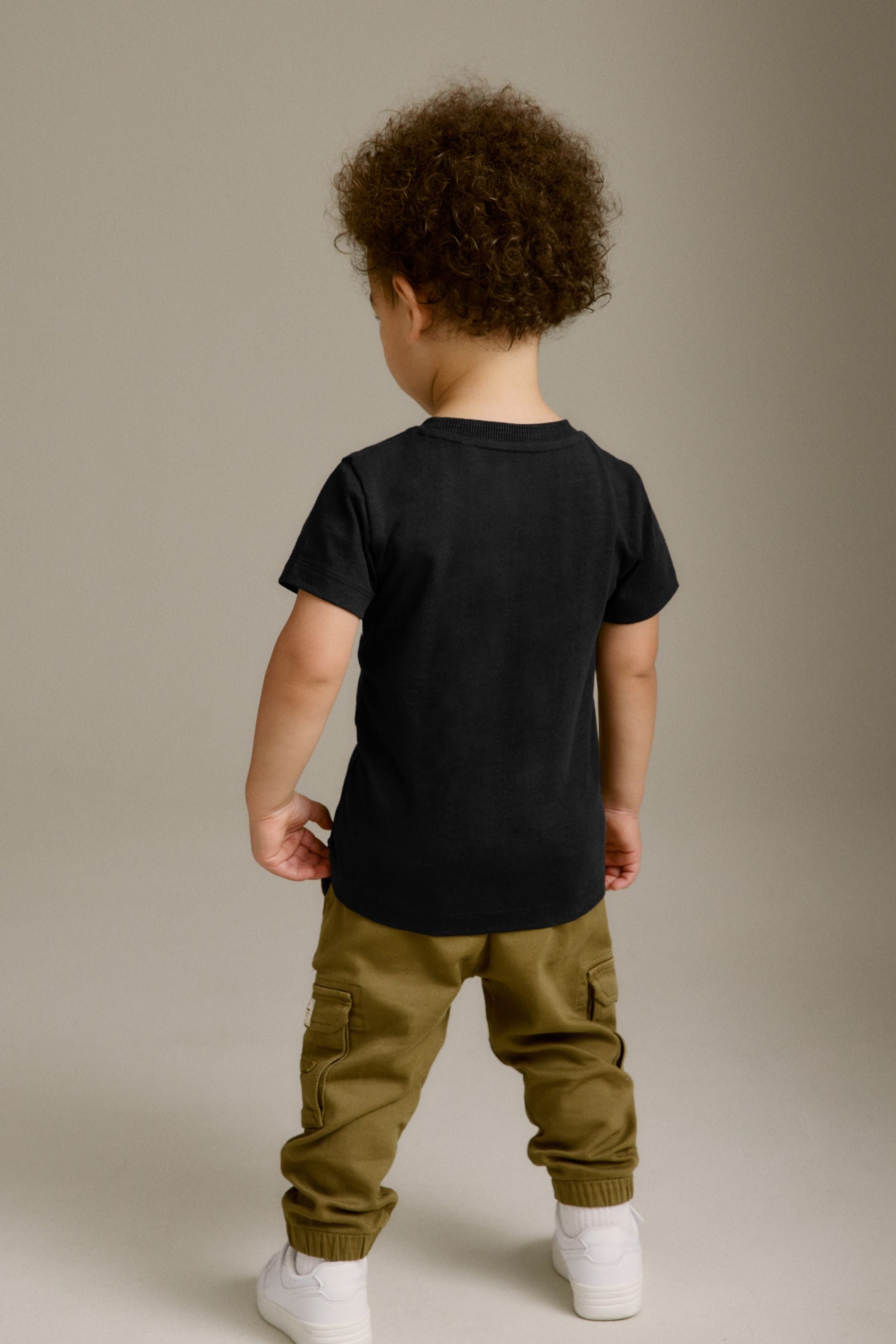 Black Appliquééé Character Short Sleeve T-Shirt (3mths-7yrs)