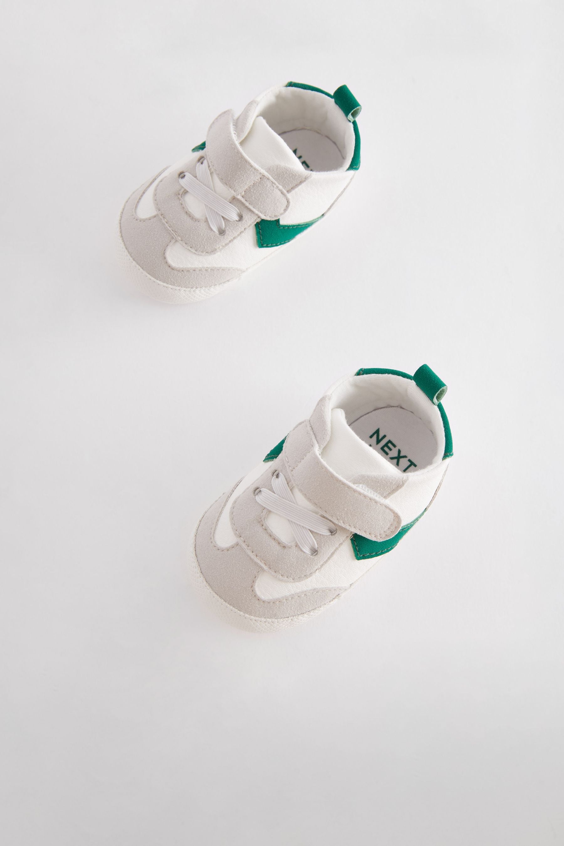 White/Green Touch Fastening Chevron Baby Trainers (0-24mths)