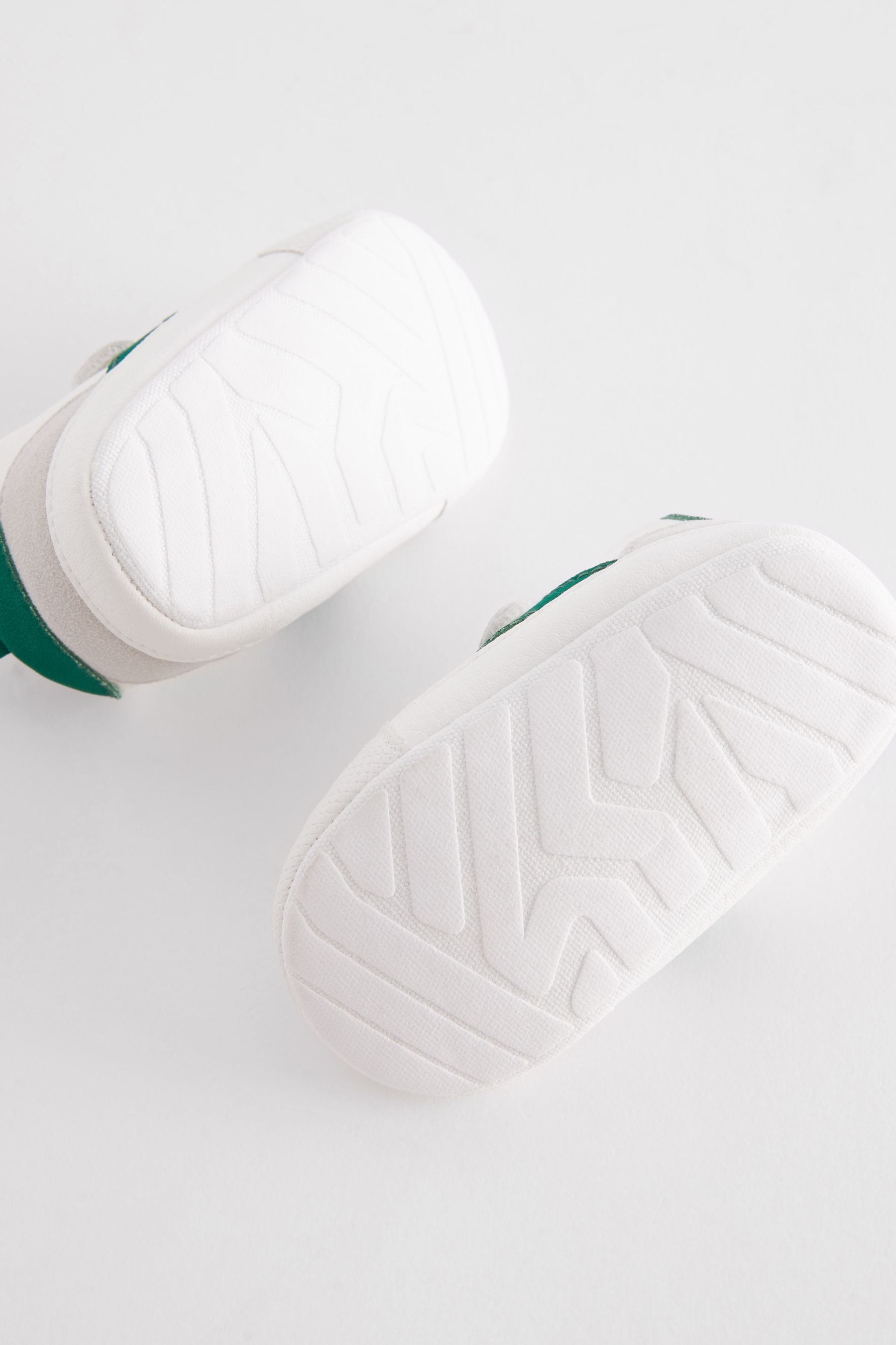 White/Green Touch Fastening Chevron Baby Trainers (0-24mths)