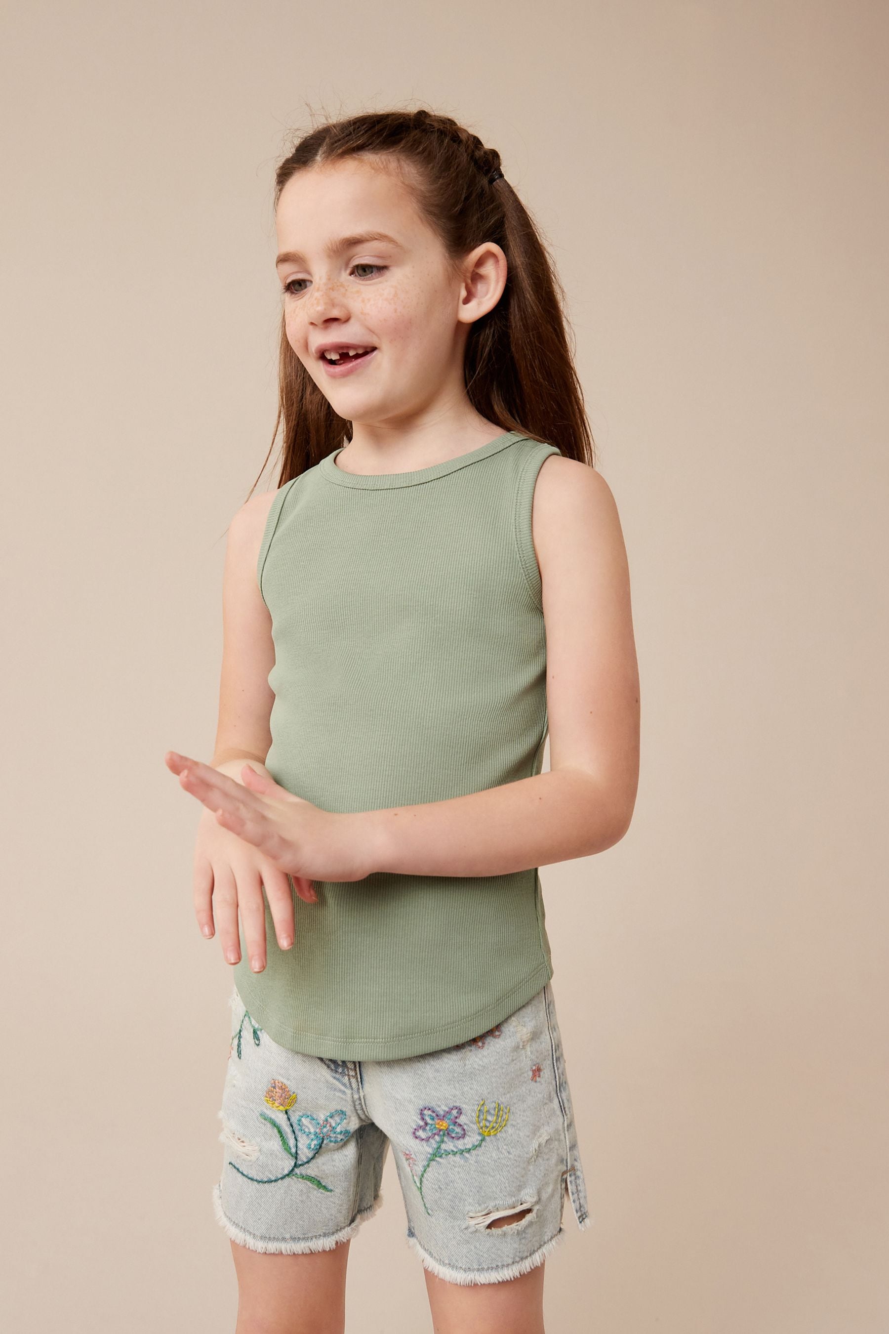 Green Rib Vest (3-16yrs)