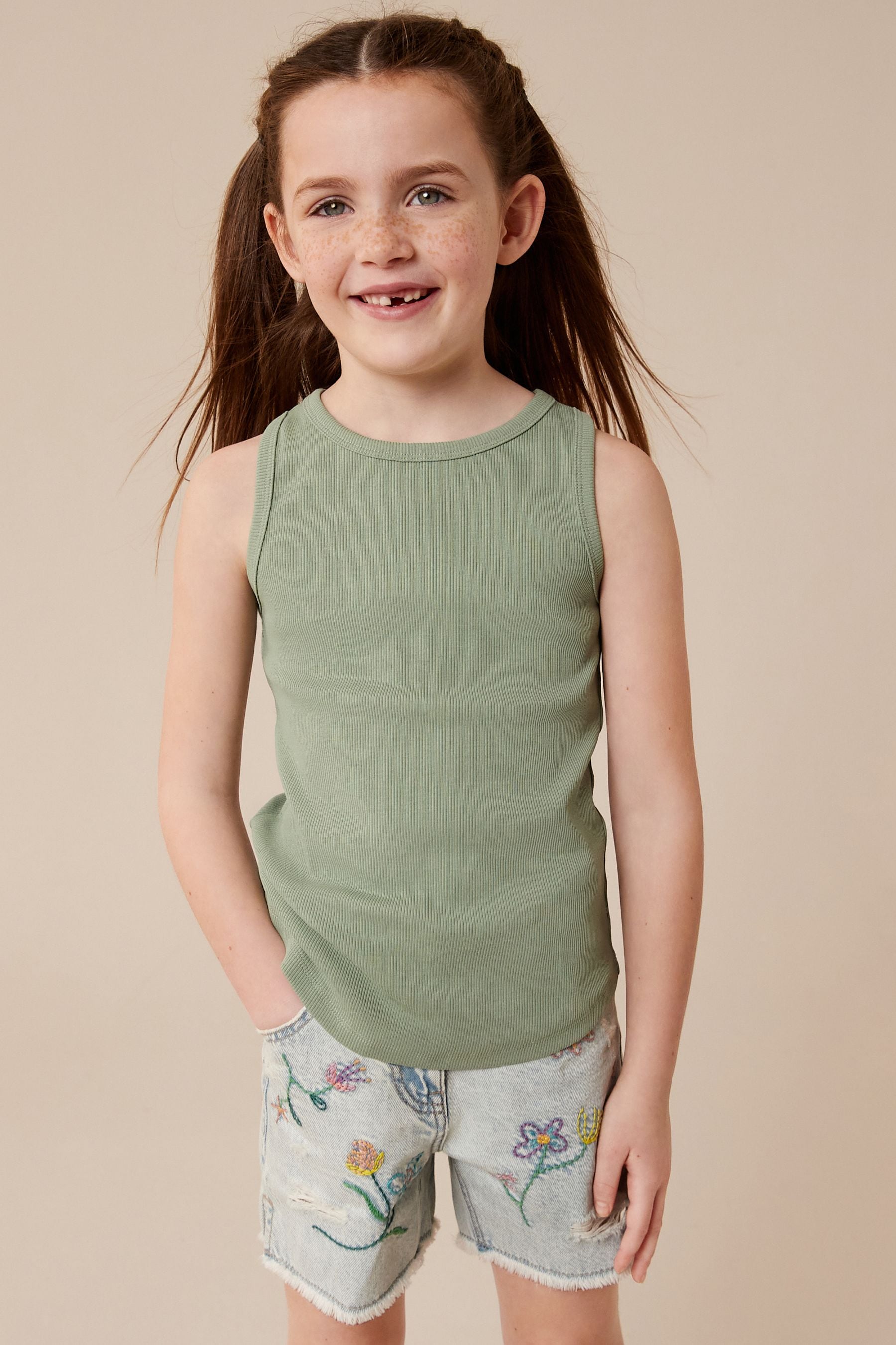 Green Rib Vest (3-16yrs)