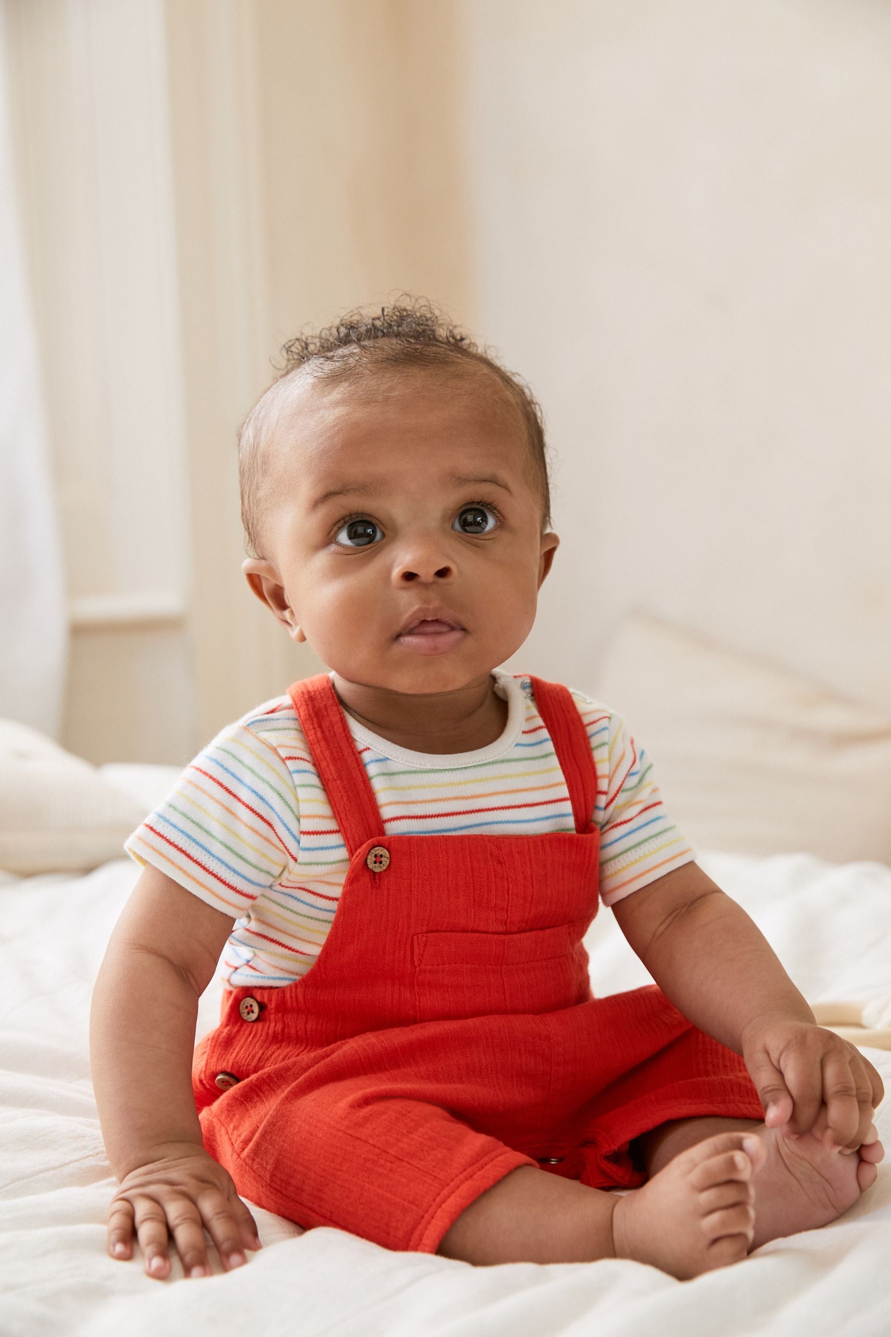 Red Baby 2 Piece Crinkle Dungarees And Bodysuit Set (0mths-2yrs)