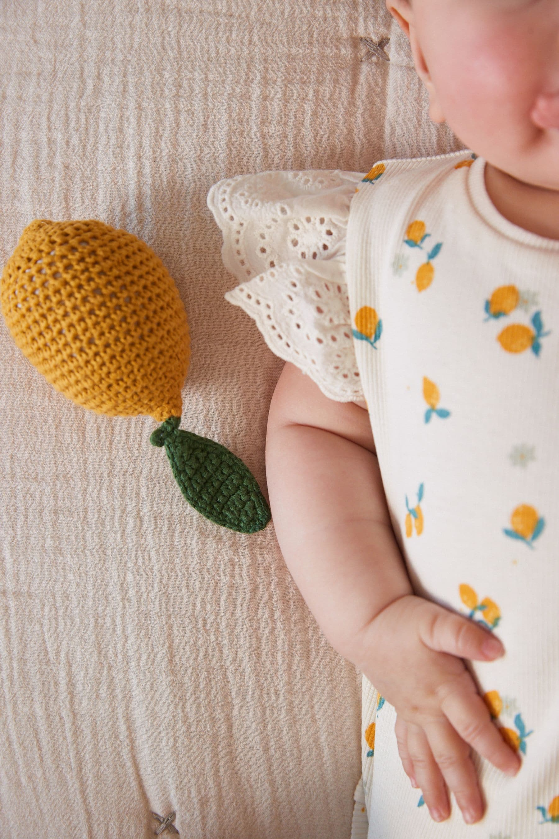 White/Lemon 2 Piece Baby Rib T-Shirt And Legging Set