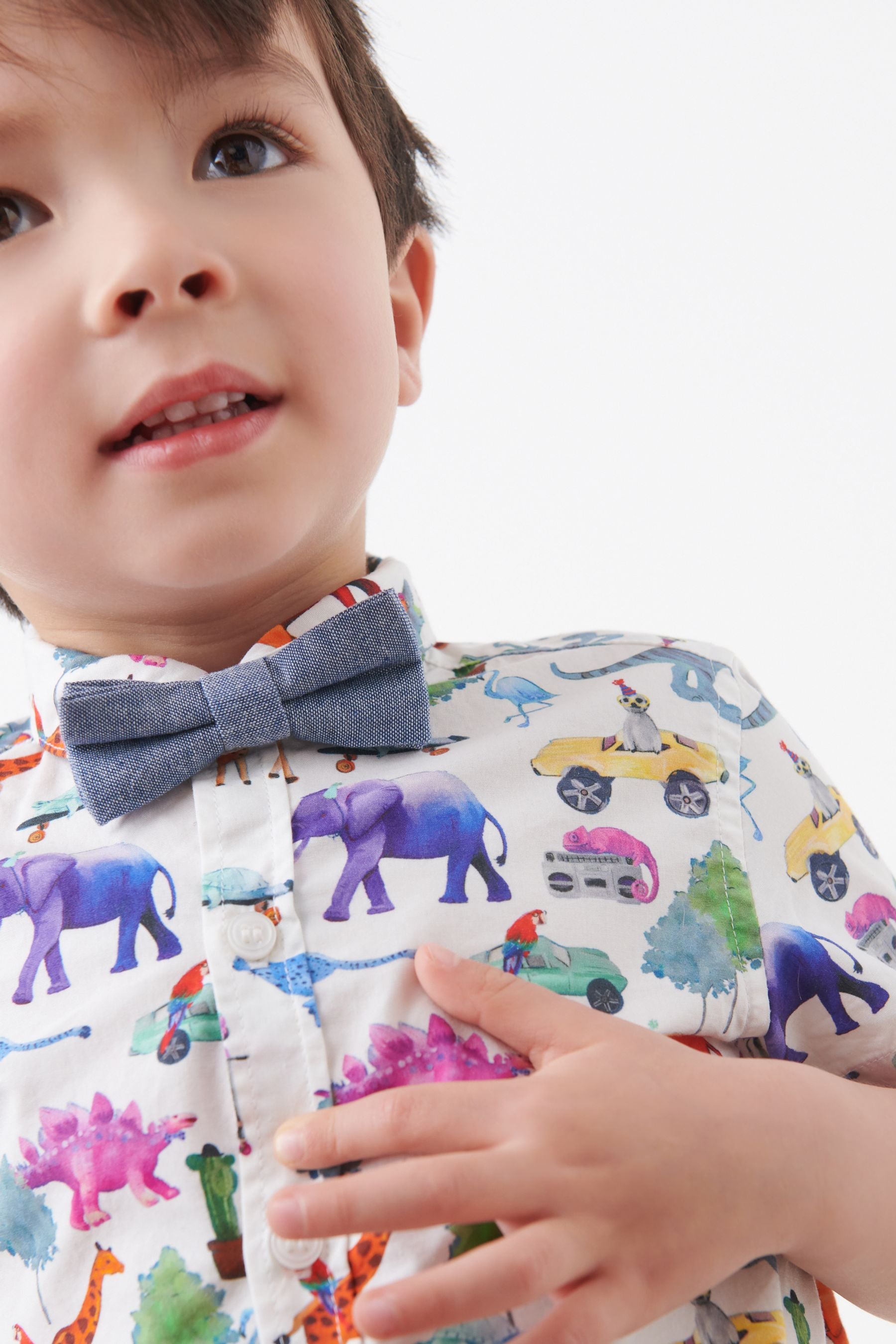 White Short Sleeve Printed Shirt And Bow Tie (3mths-7yrs)