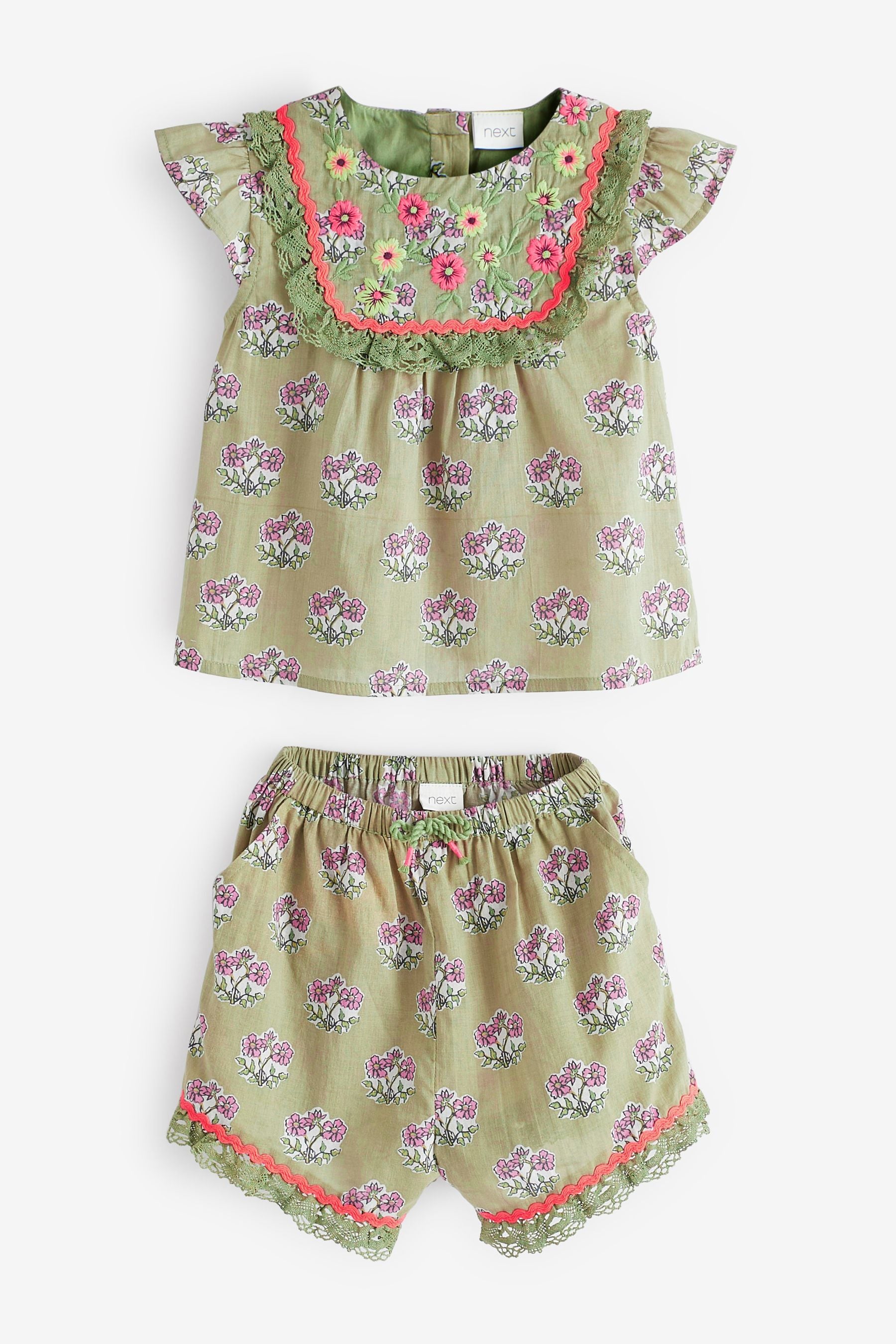 Green Woven Blouse And Shorts Set (3mths-7yrs)