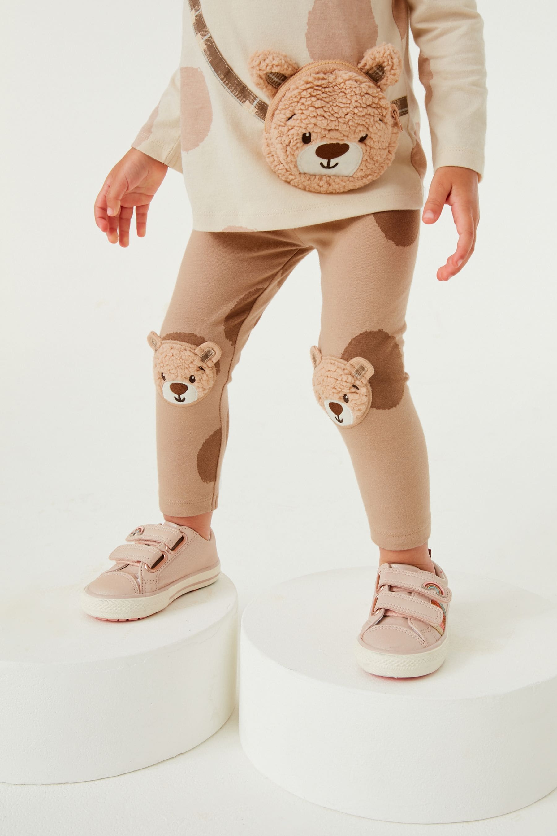 Brown Bear Embroidered Leggings (3mths-7yrs)