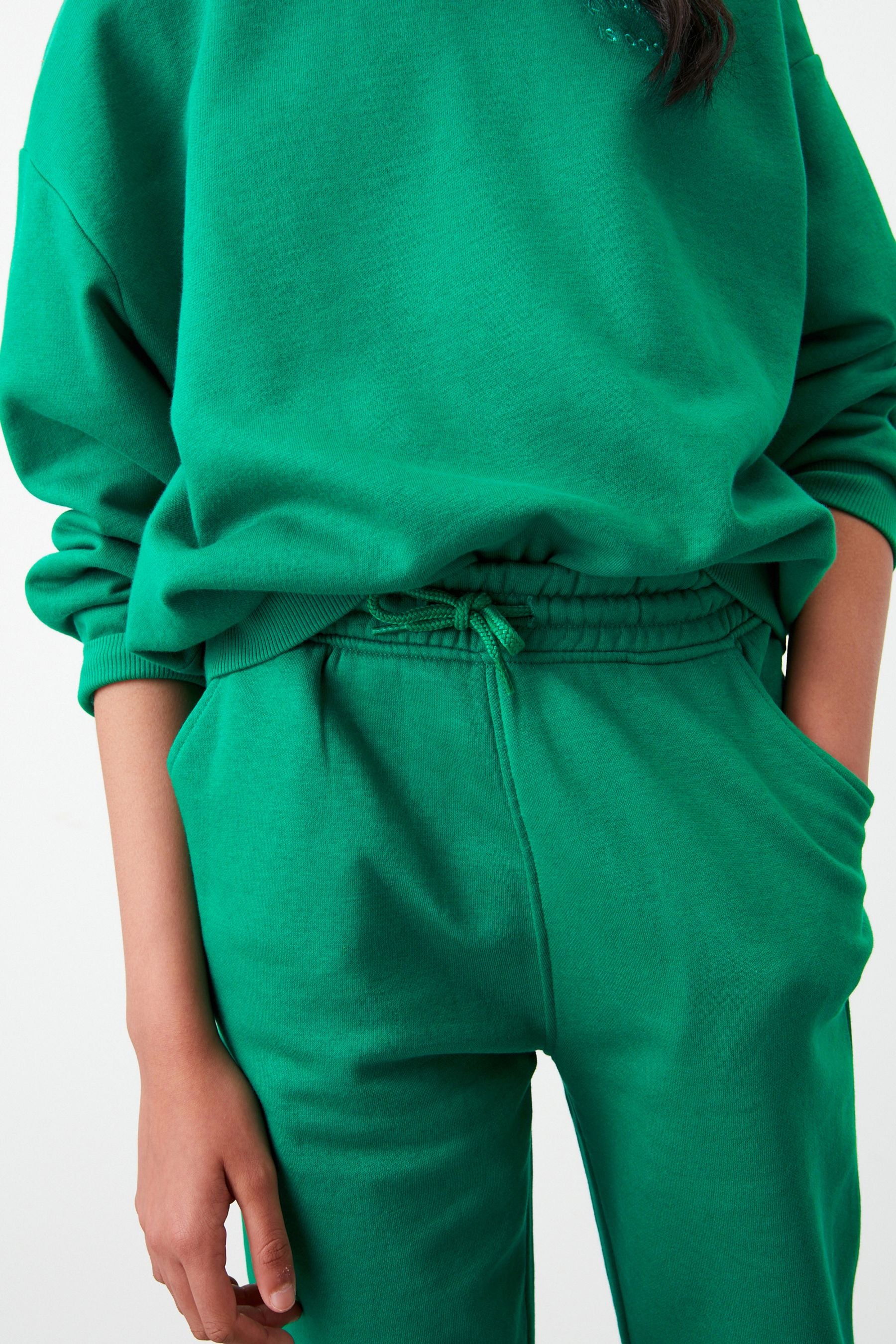 Green Sweat Top (3-16yrs)