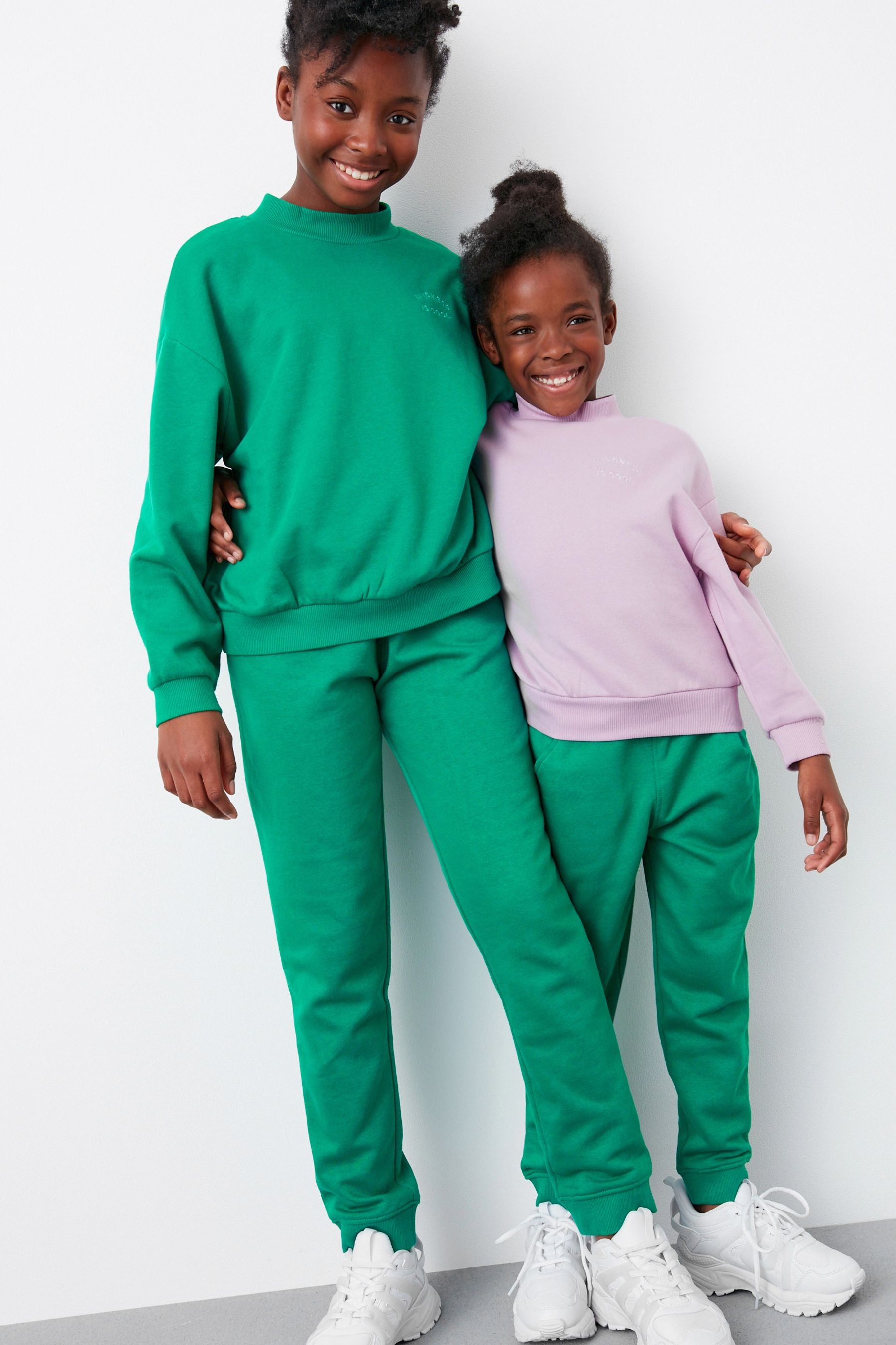 Green Sweat Top and Jogger Set (3-16yrs)