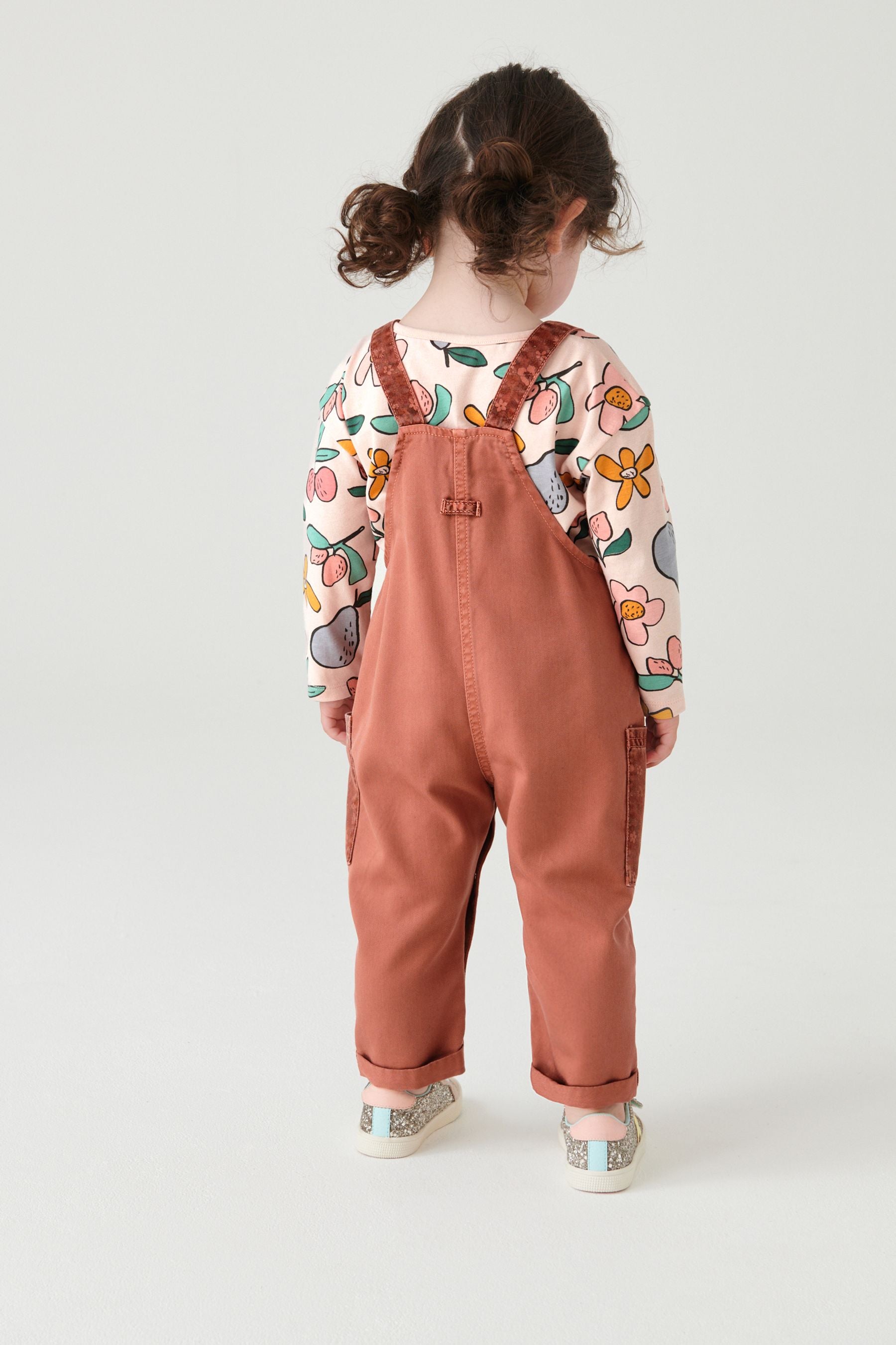 Pink Retro Floral Dungarees And T-Shirt Set (3mths-8yrs)