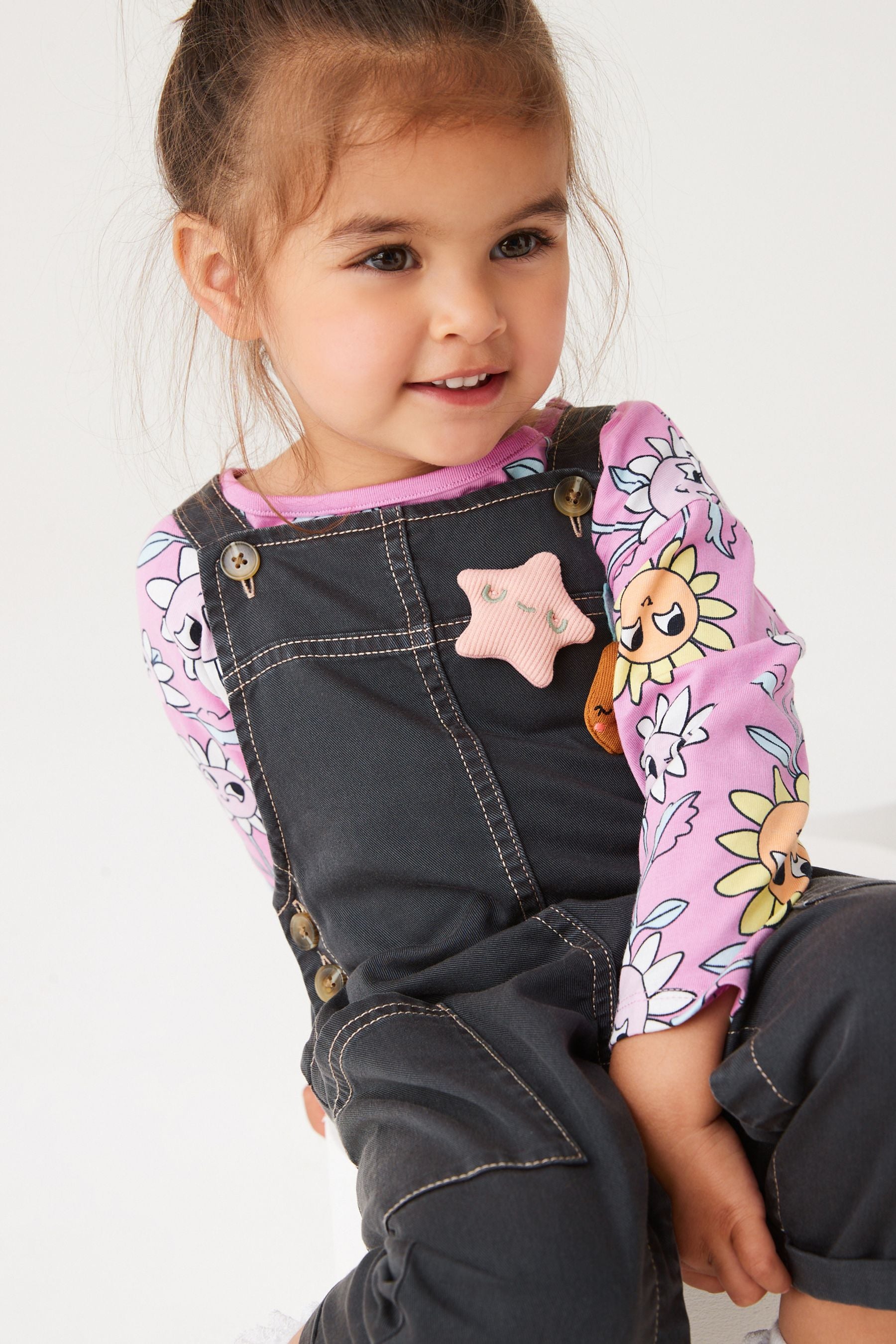 Charcoal Grey Flower Dungarees And T-Shirt Set (3mths-8yrs)