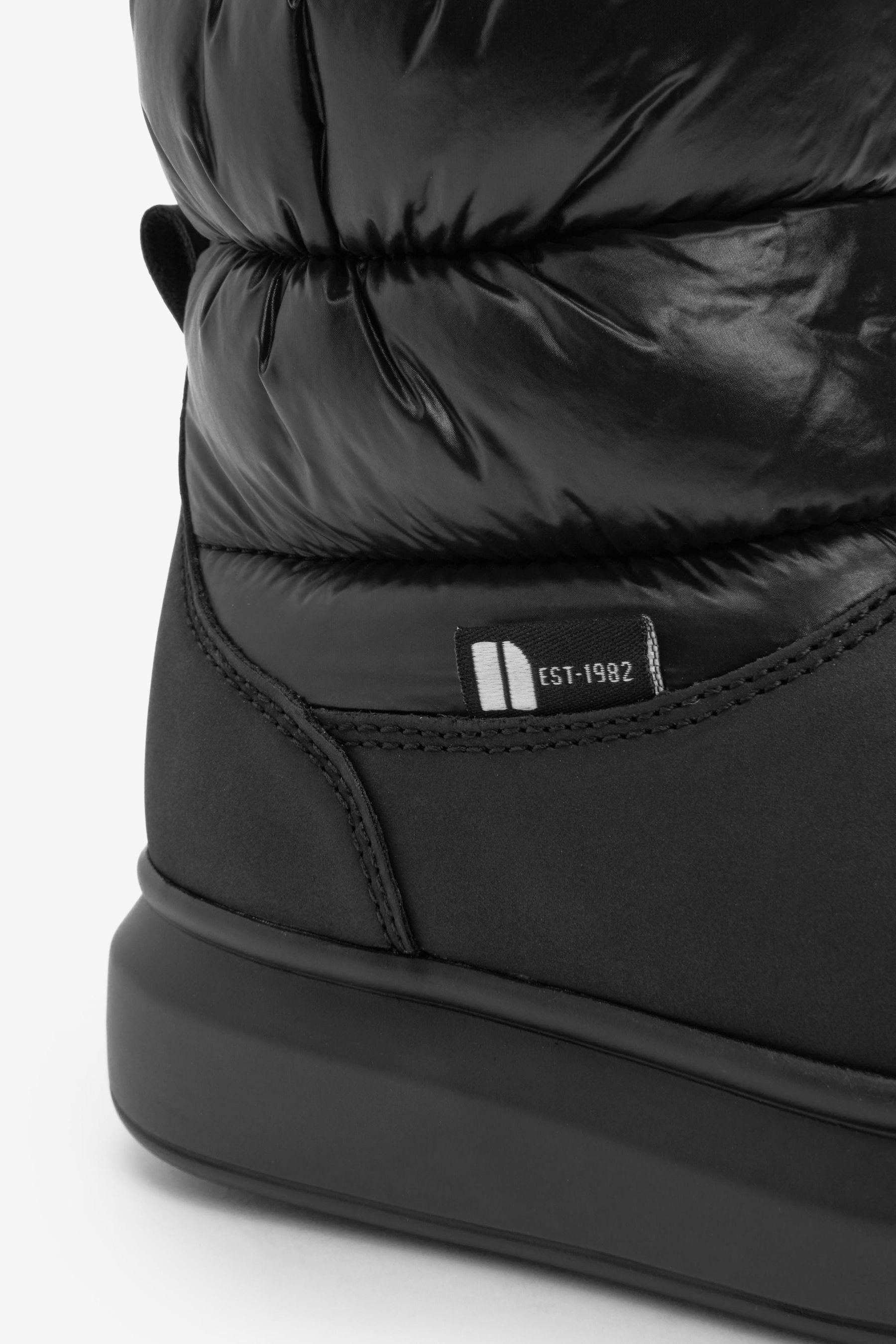 Black Water Repellent Thermal Thinsulate Lined Quilted Boots